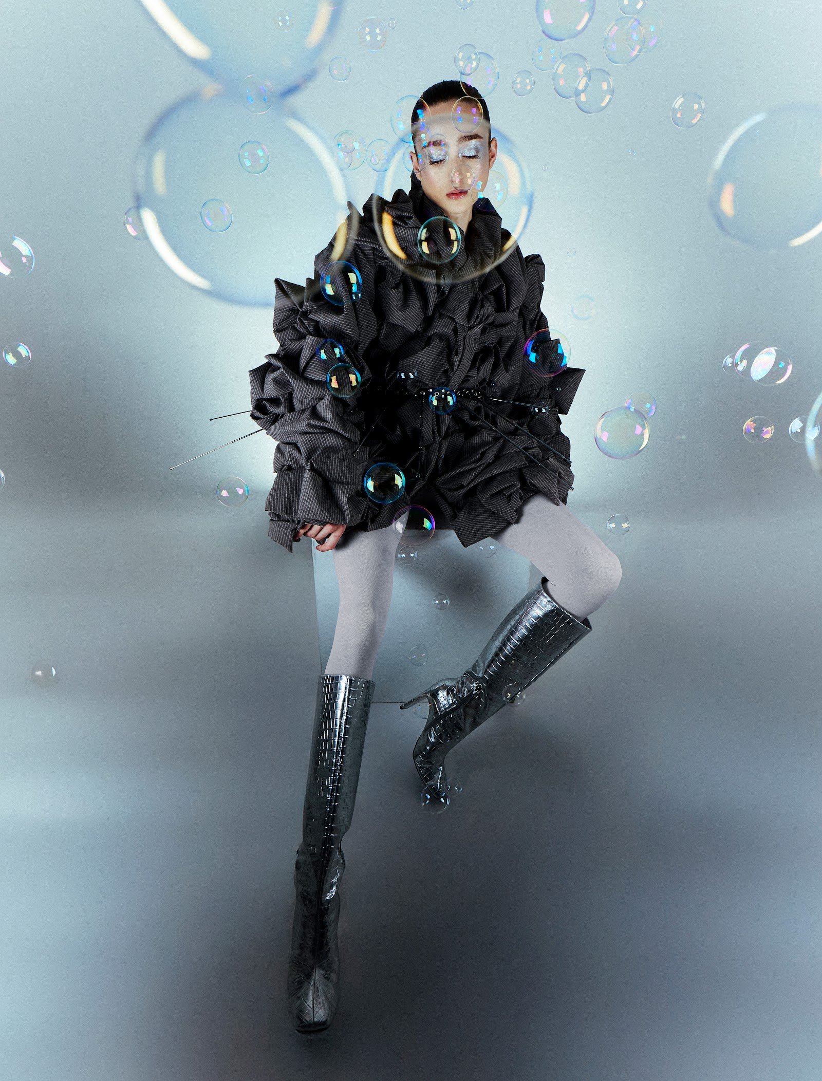 FROST — Look 8