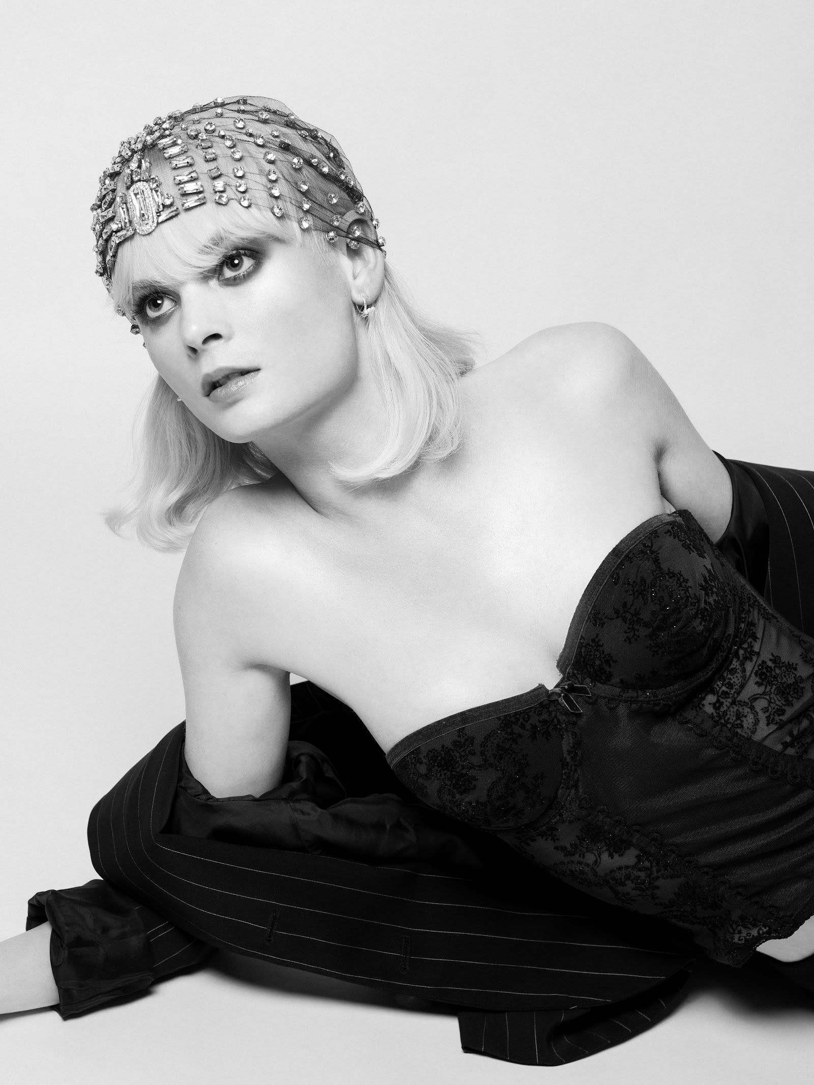 ONCE UPON A TIME — Look 5