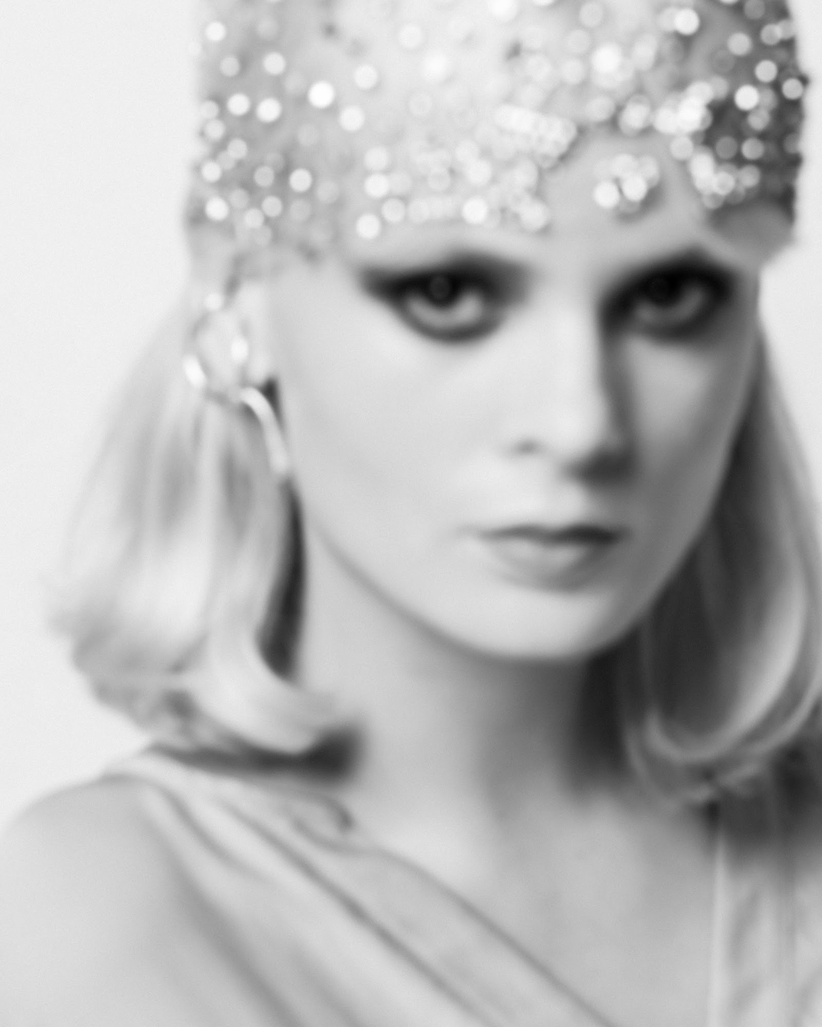 ONCE UPON A TIME — Look 7
