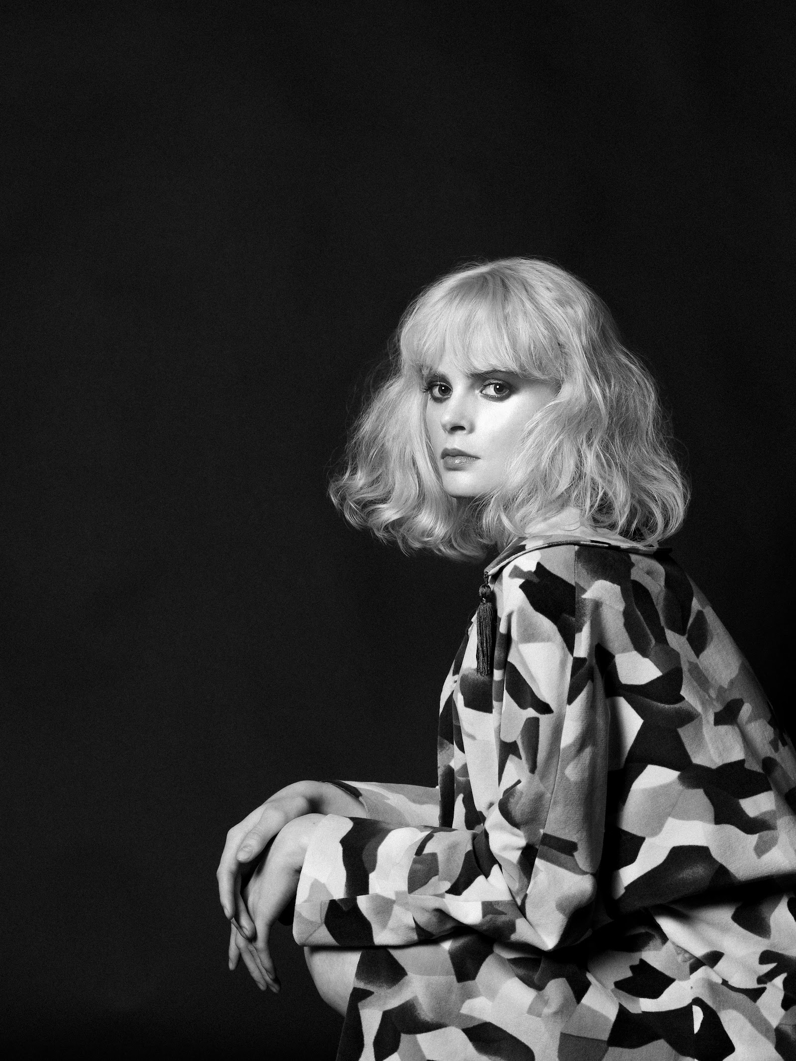 ONCE UPON A TIME — Look 11