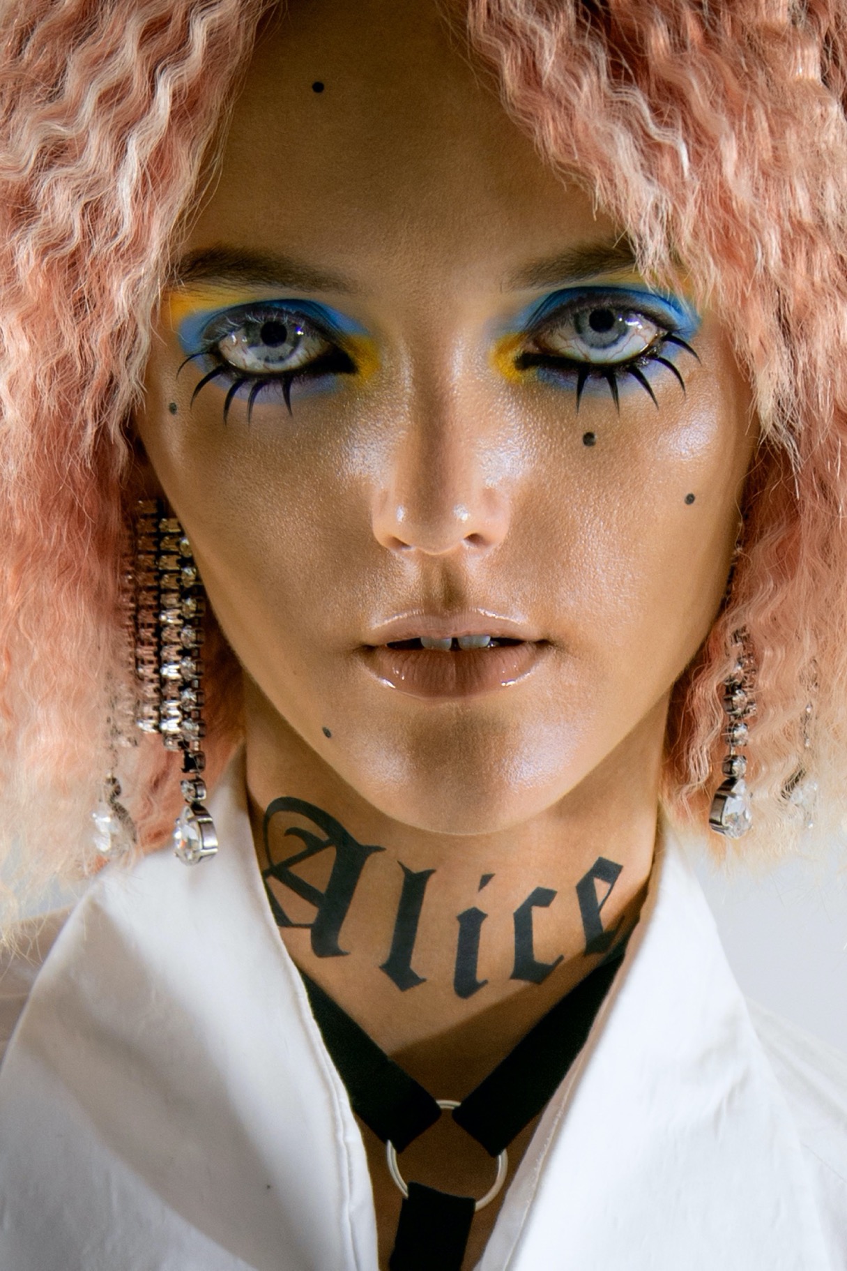 ALICE AU PAYS DES VICES — Look 4