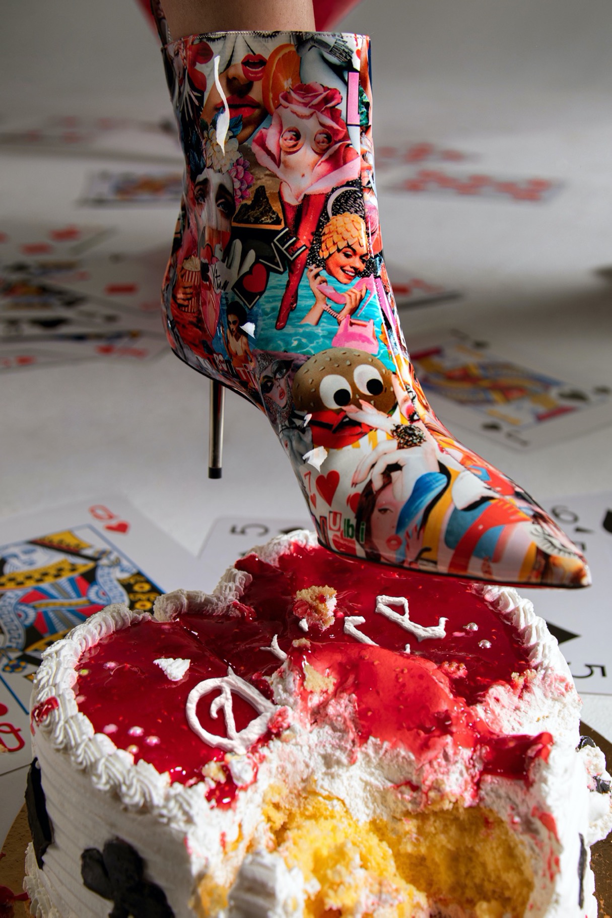 ALICE AU PAYS DES VICES — Look 18