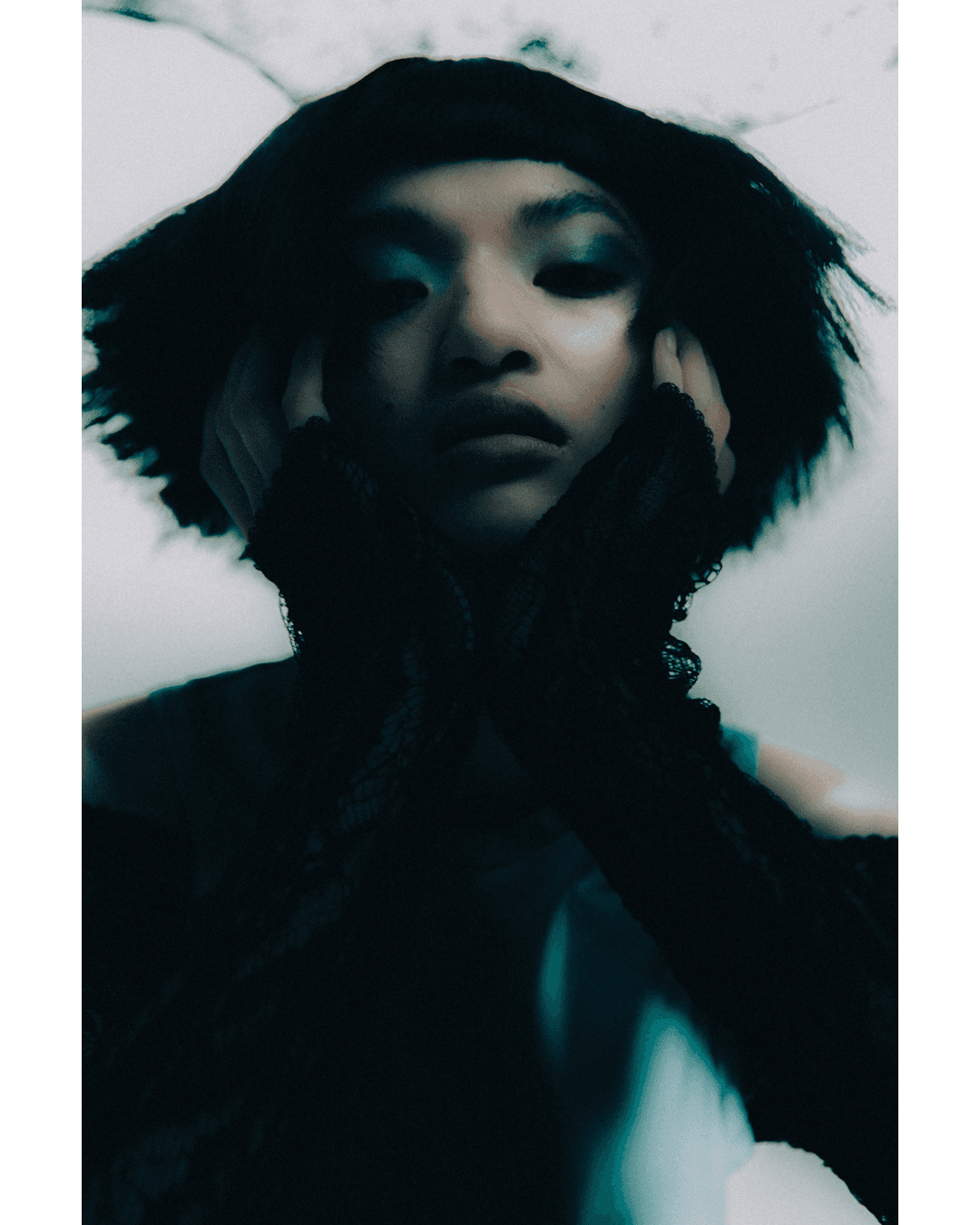 The Woman Who Fell To Earth — Look 13