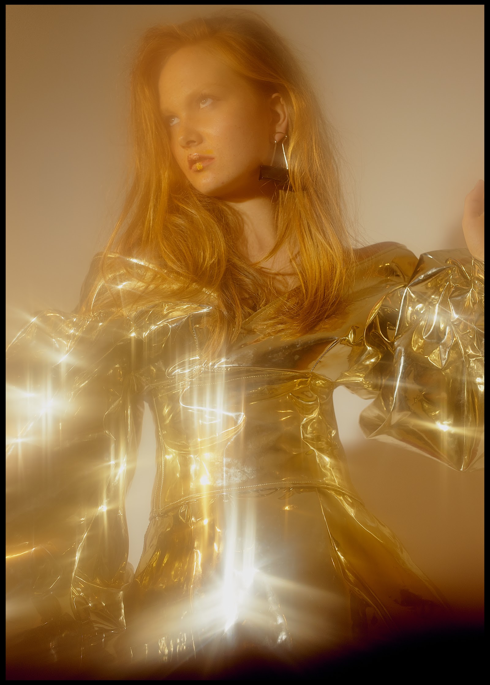 GOLDEN DUSK — Look 2