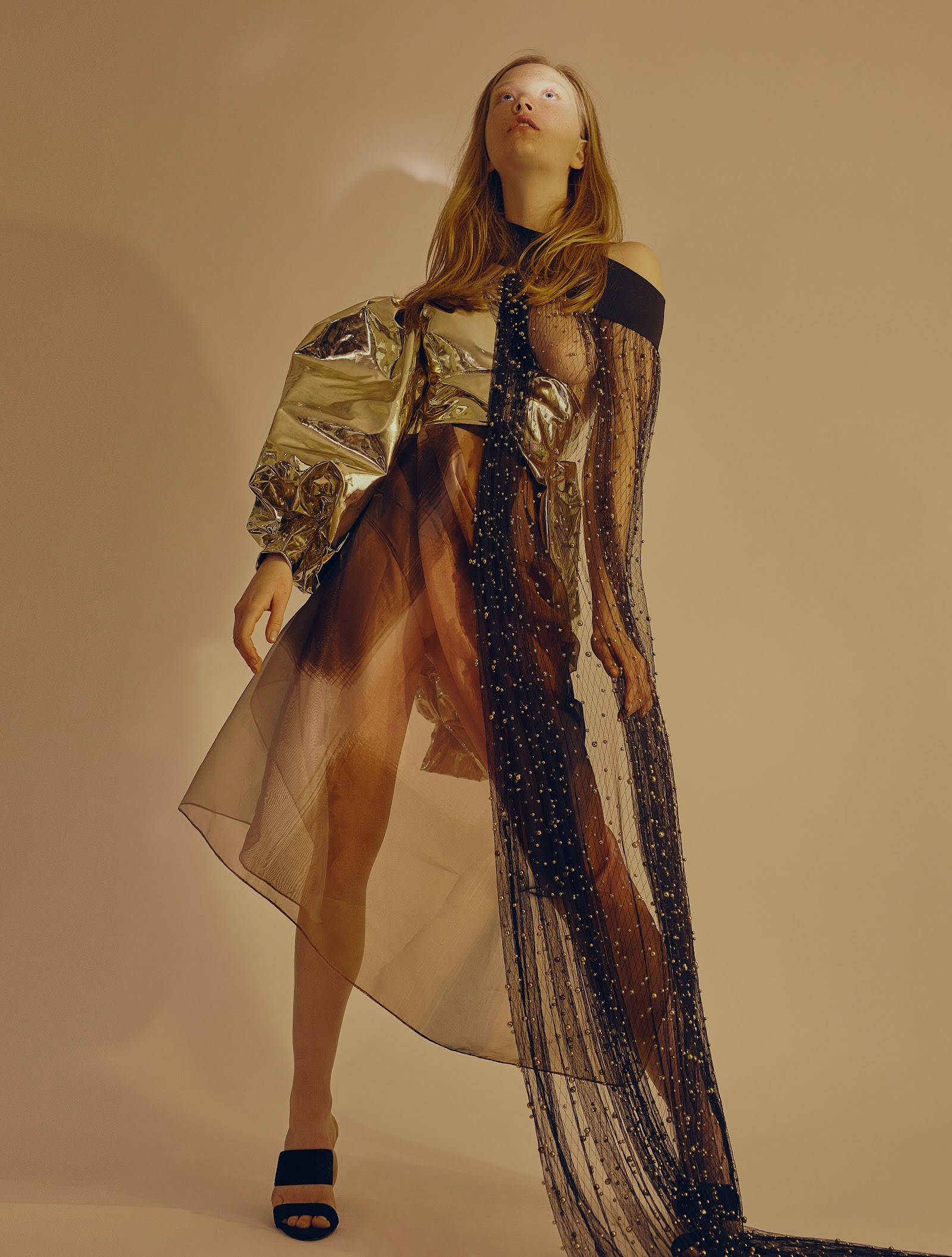 GOLDEN DUSK — Look 8