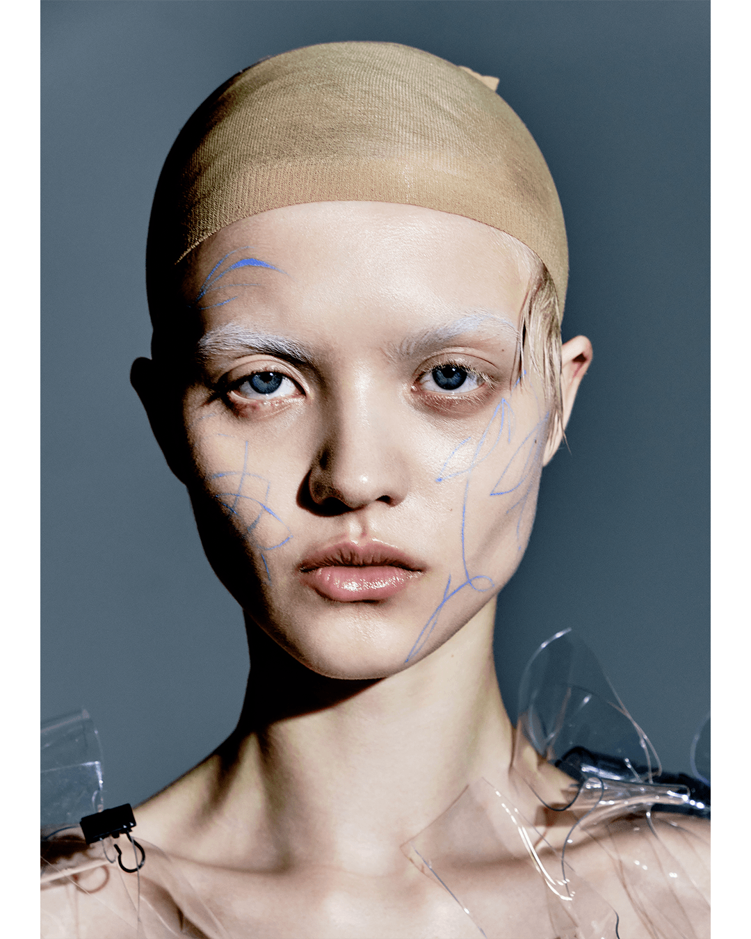 The guest from the future — Look 12
