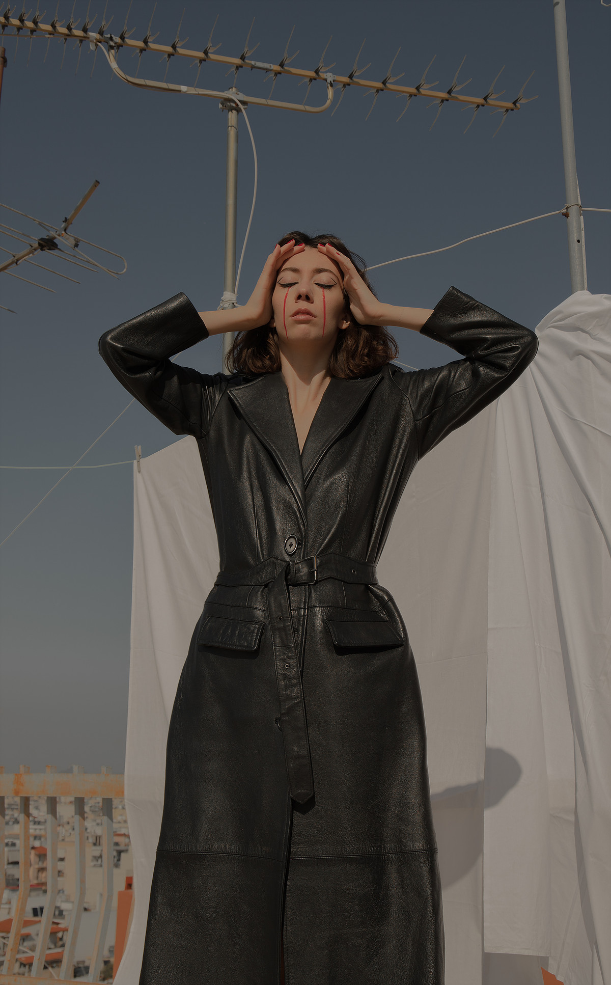 LAVANDERIA SULLA DI CITTA — Look 2