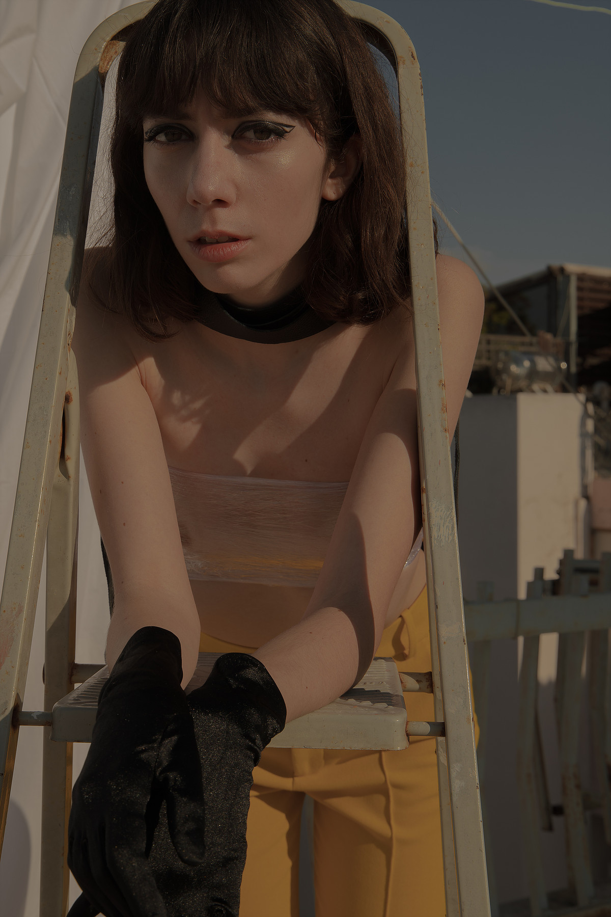 LAVANDERIA SULLA DI CITTA — Look 5