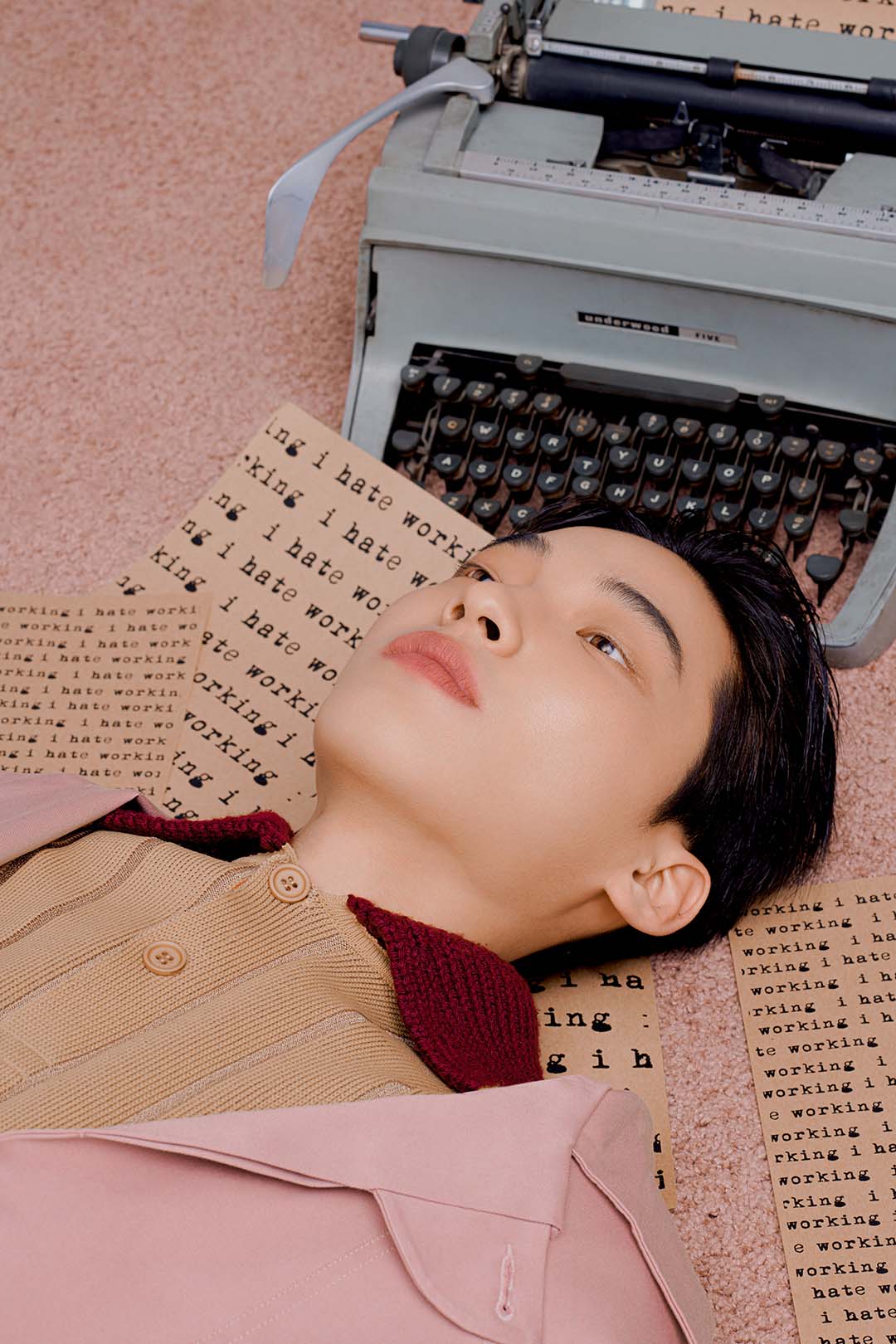 I HATE — Look 9
