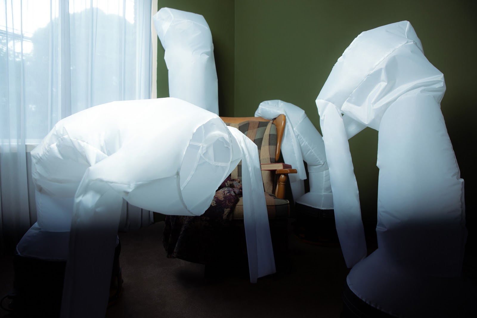 A HAUNTED HOUSE — Look 7