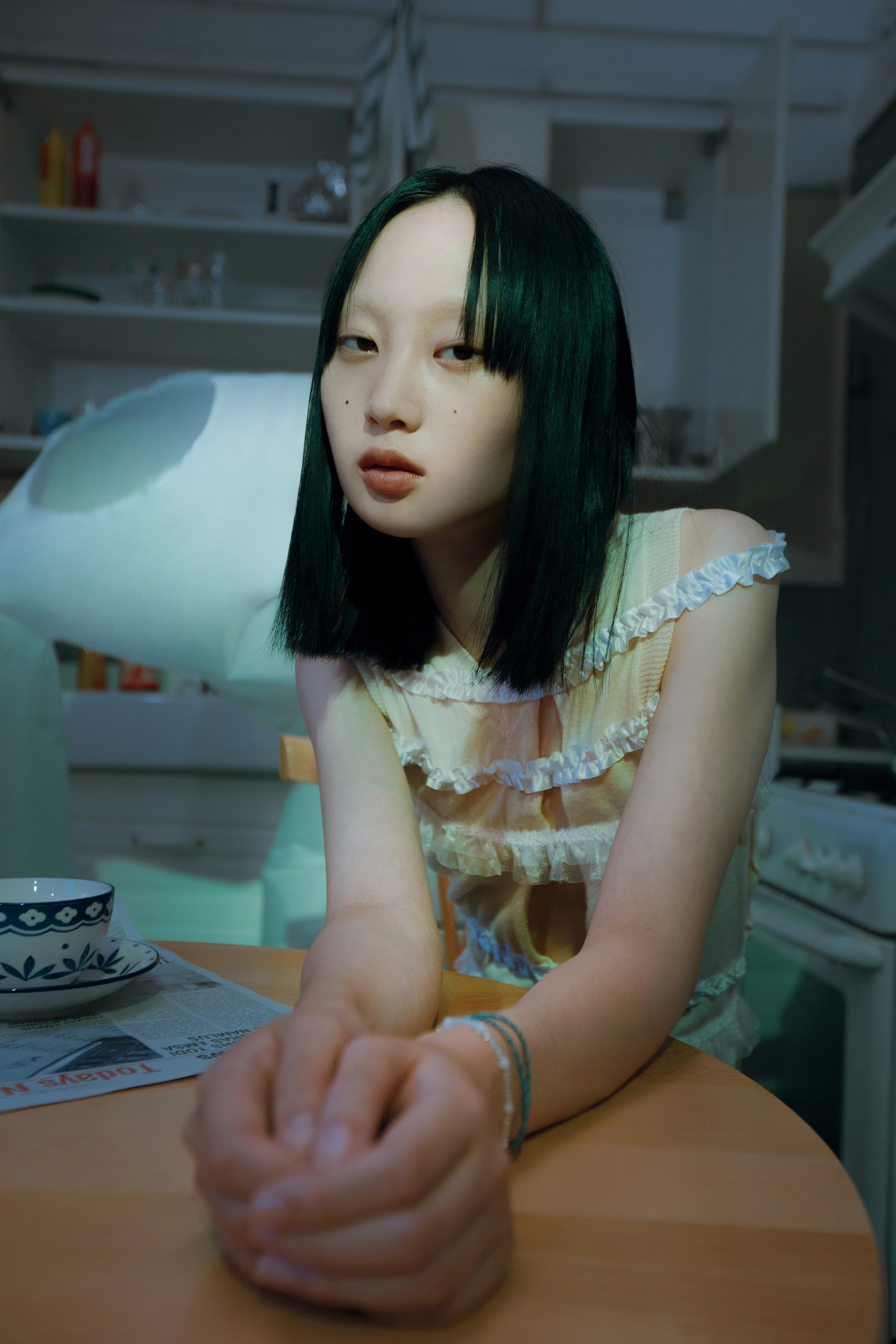 A HAUNTED HOUSE — Look 9