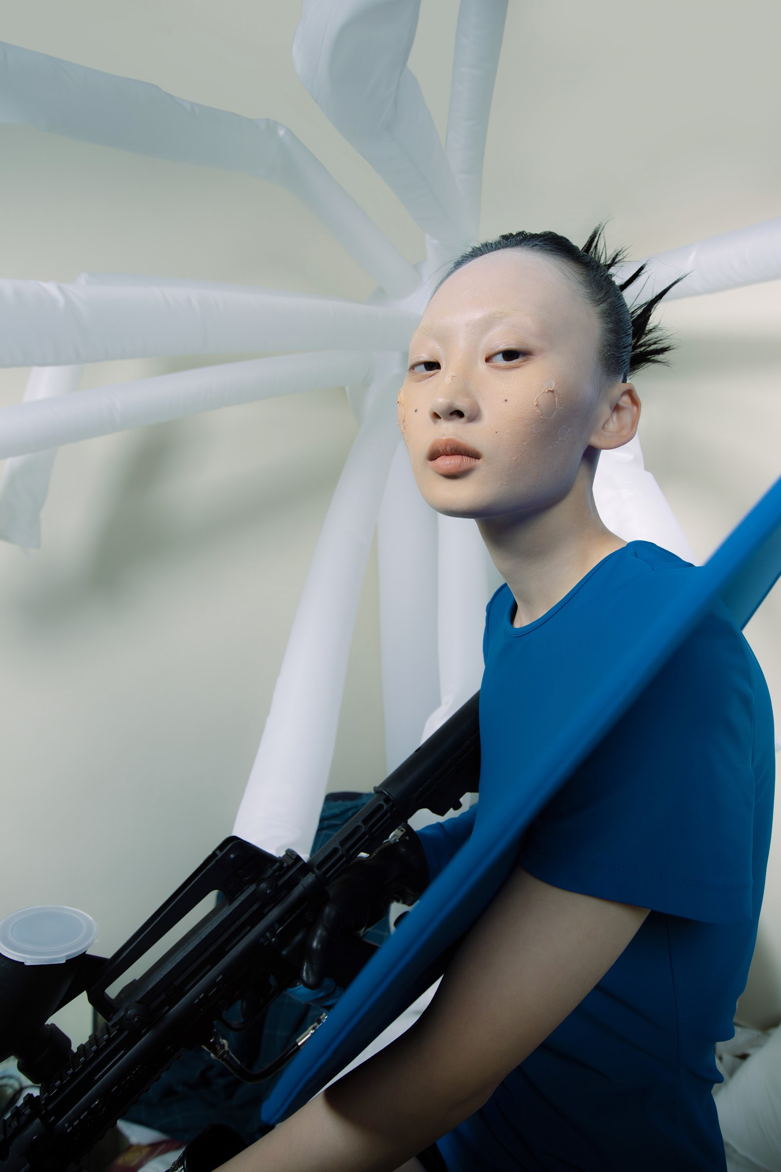 A HAUNTED HOUSE — Look 12