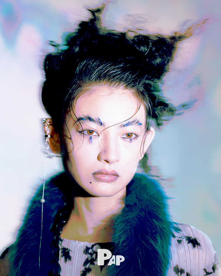 LULLABY OF WEIGHTLESSNESS — Look 13