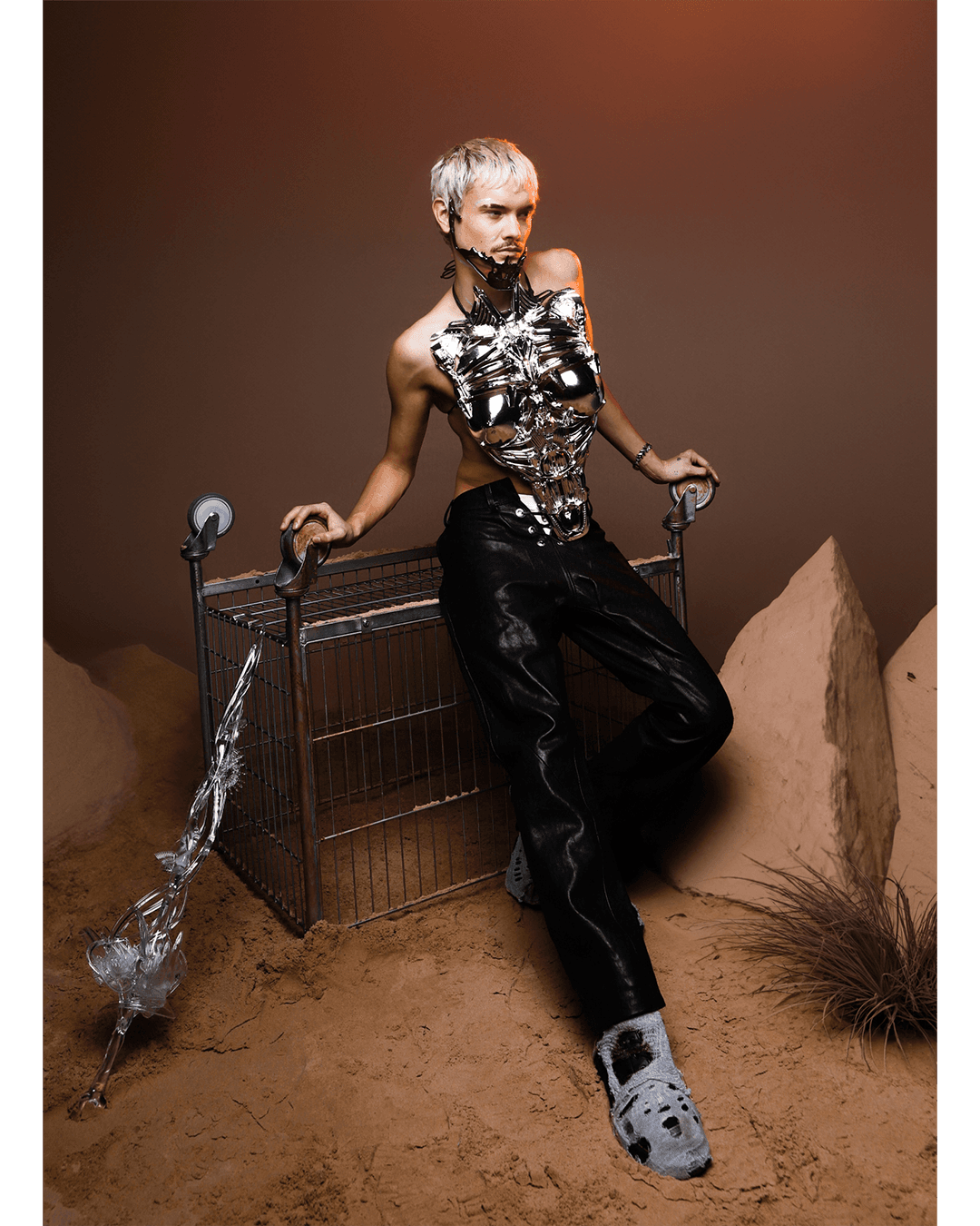 Dystopia — Look 4