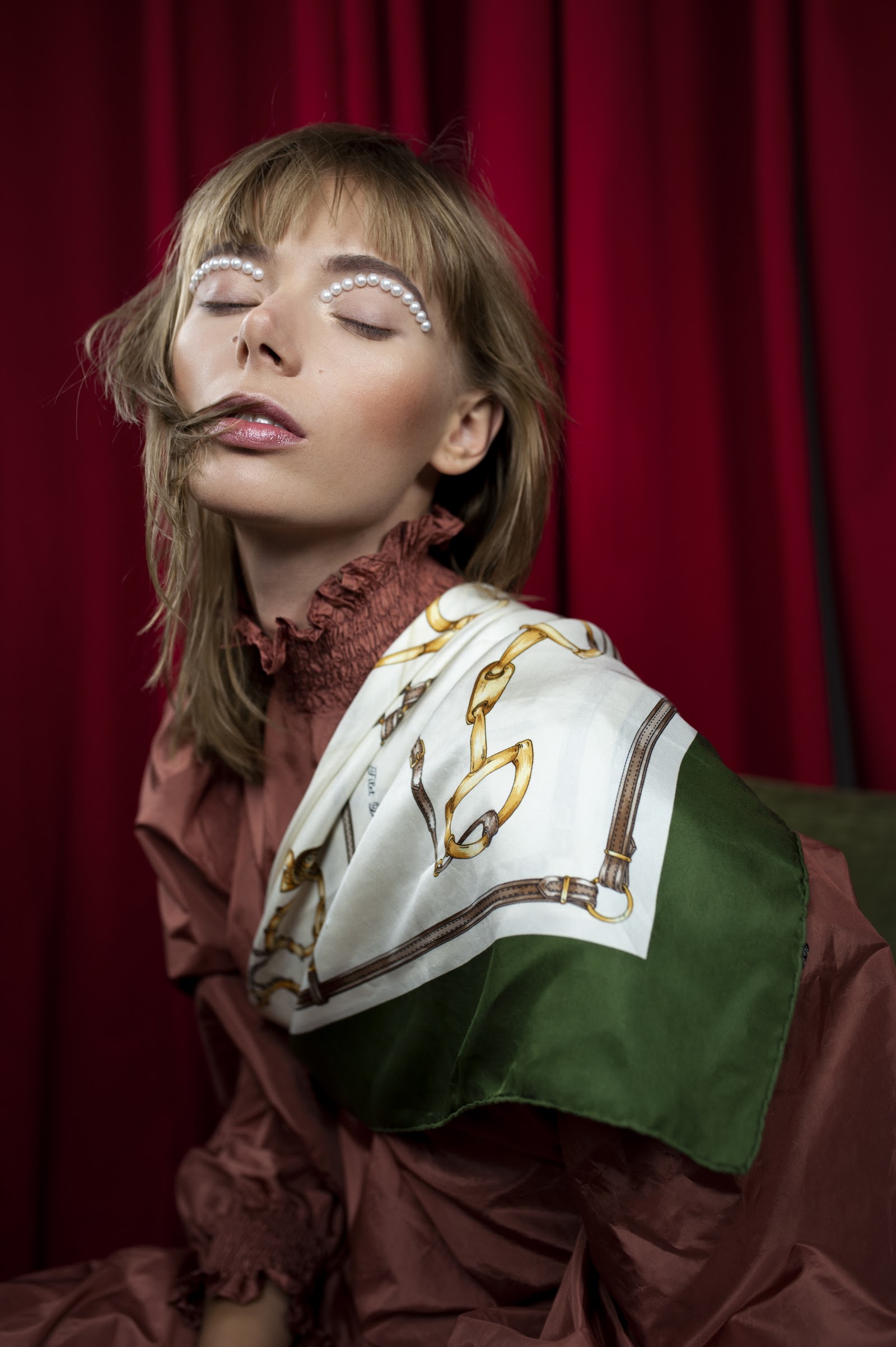 UNPLEASANTVILE — Look 4