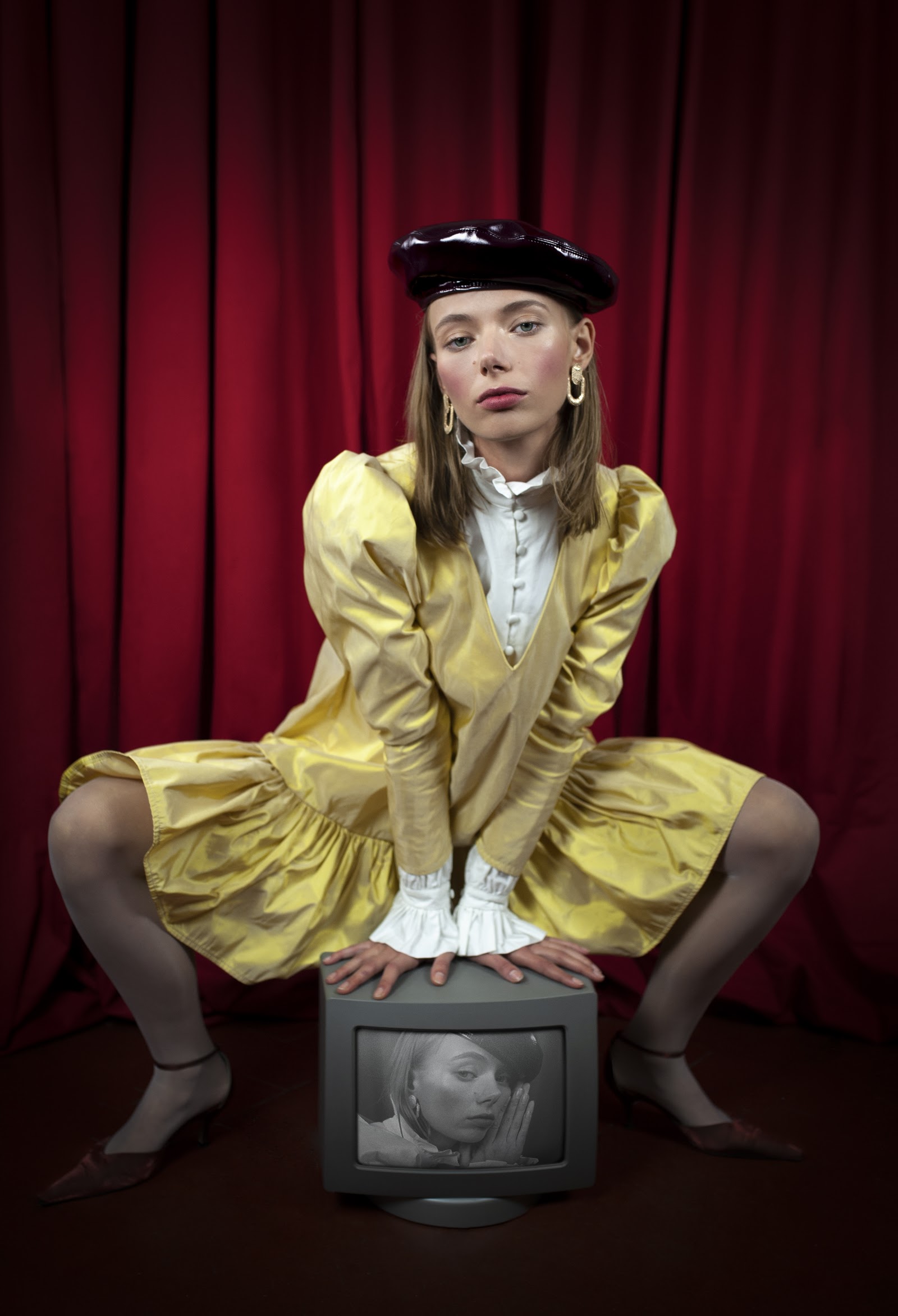 UNPLEASANTVILE — Look 9