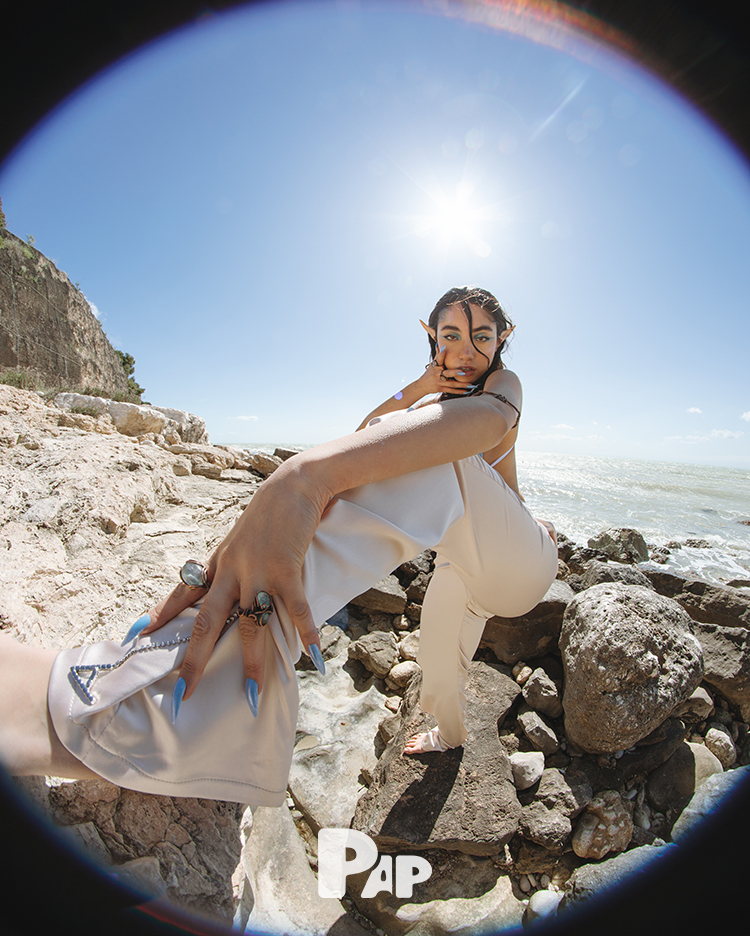 ELEMENTAL SPIRITS — Look 19