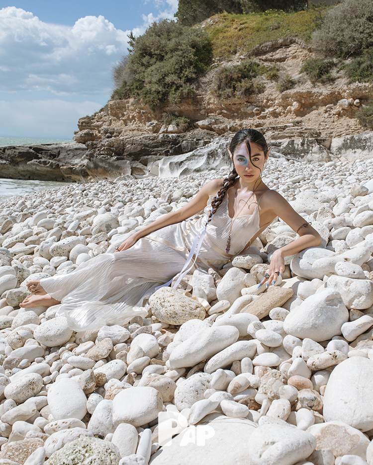 ELEMENTAL SPIRITS — Look 21