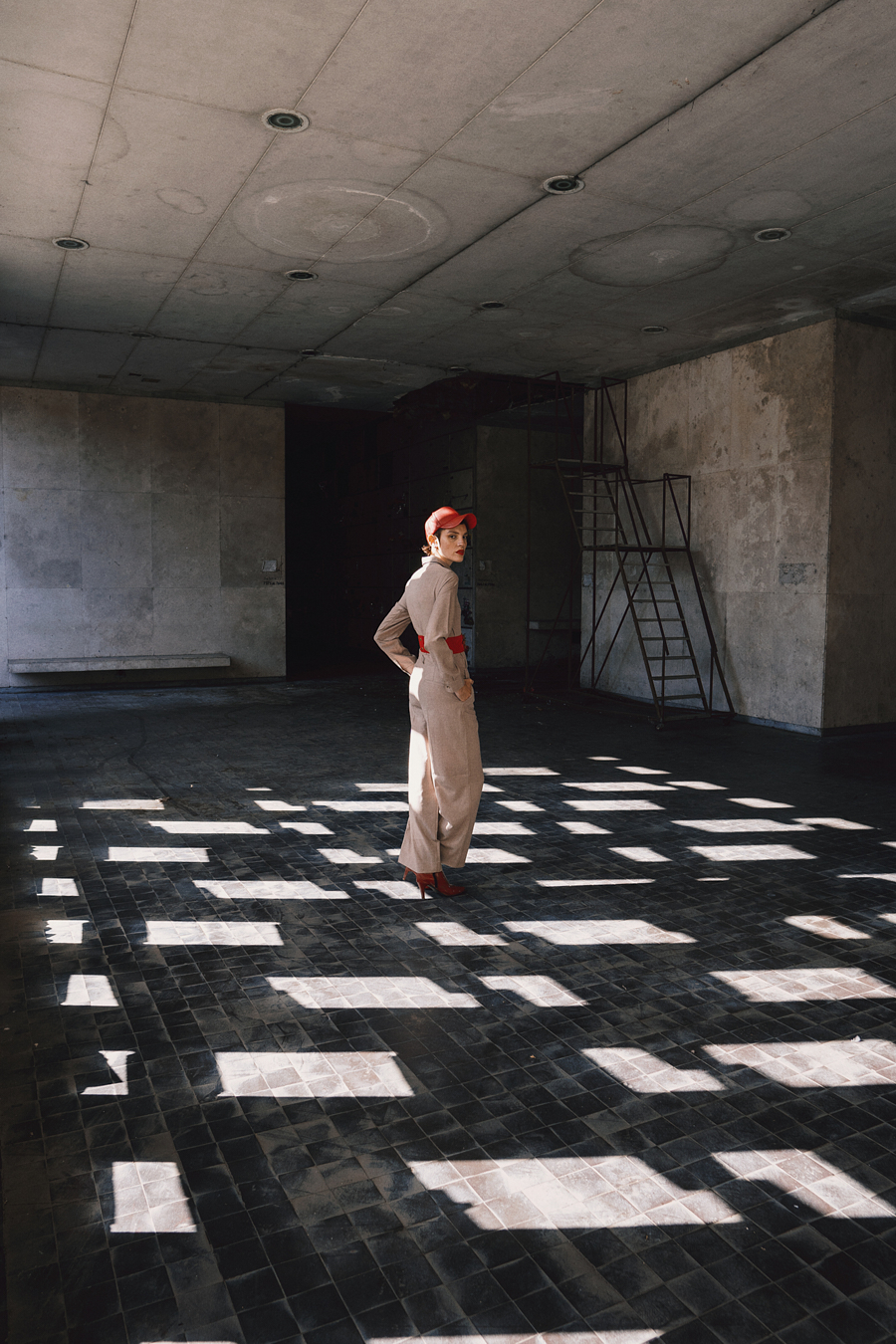 BRUTALIST — Look 1
