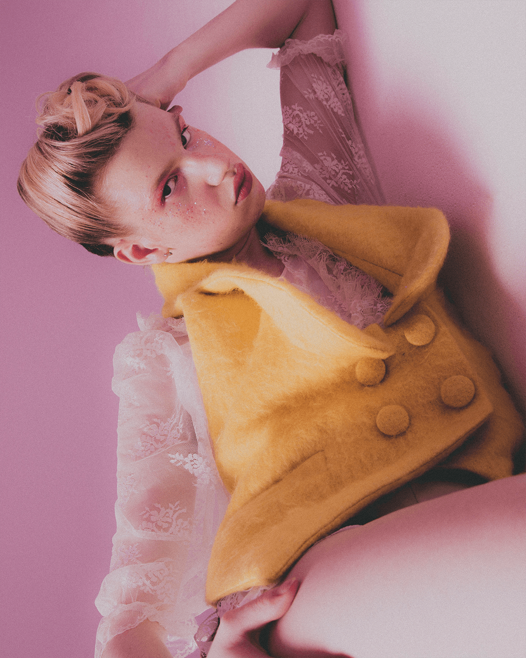 Life is rosy — Look 7