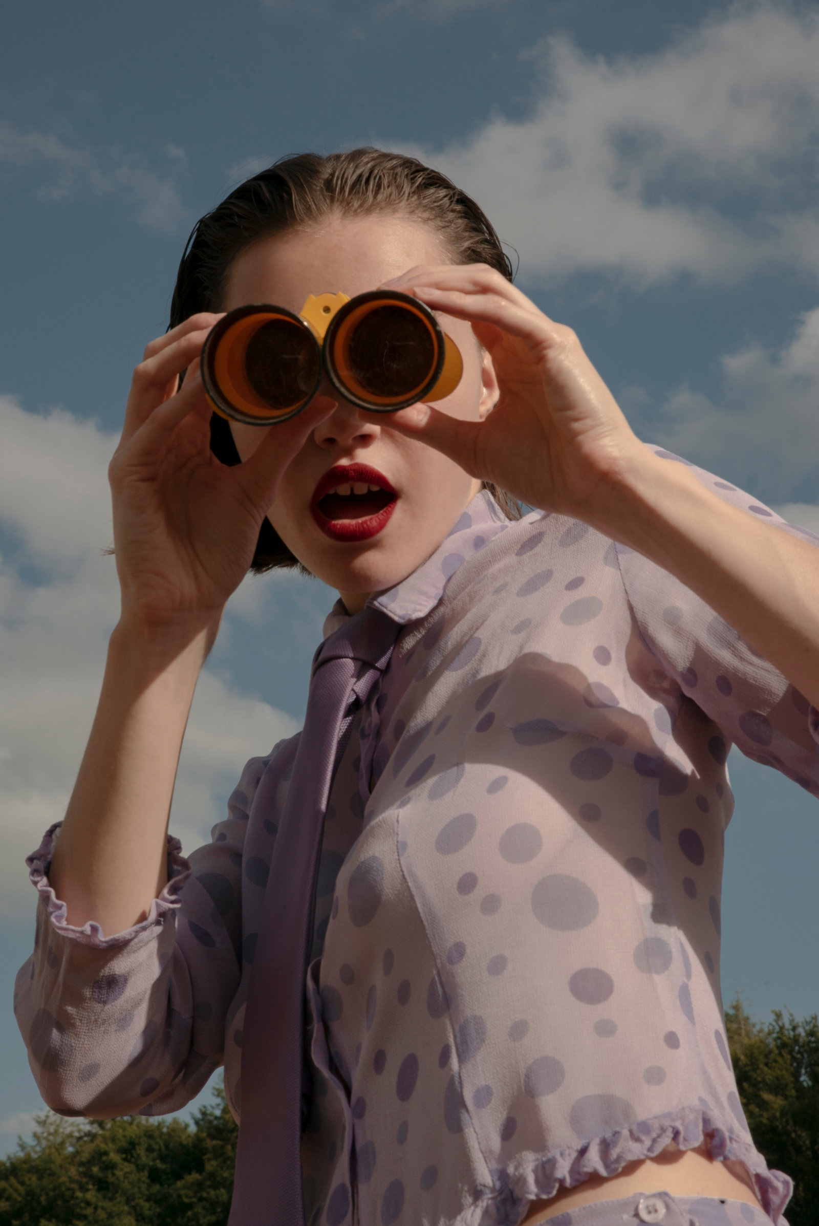 LE TEMPS DES SAUTERELLES — Look 5
