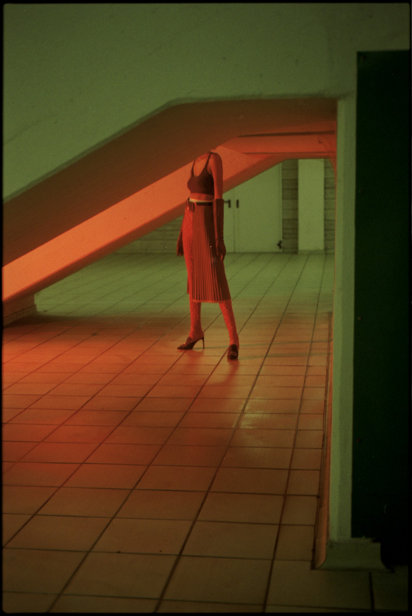 A VISITOR OF THE NIGHT — Look 7