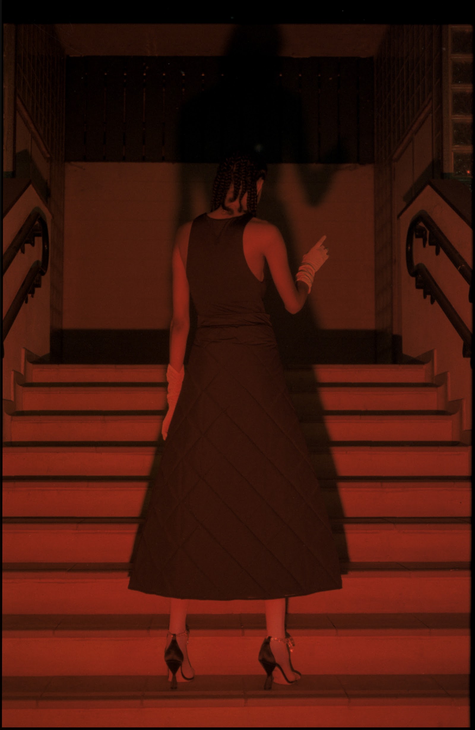 A VISITOR OF THE NIGHT — Look 11