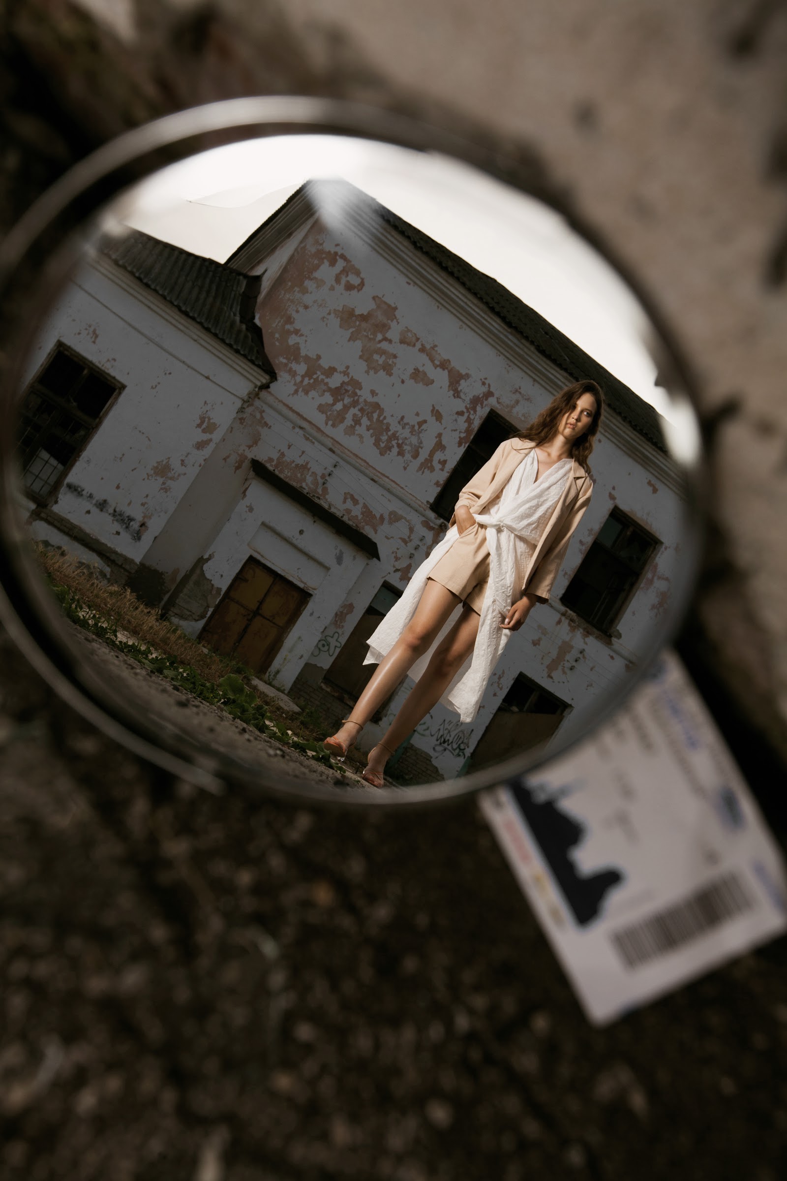 COUNTRY STORY — Look 5