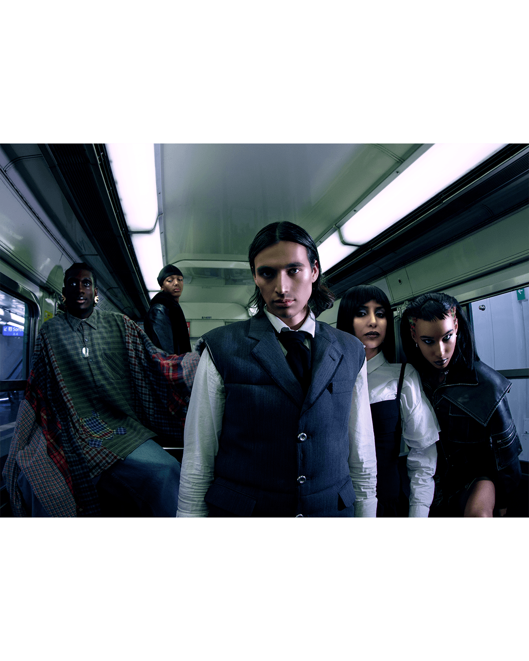 Le Métro — Look 8