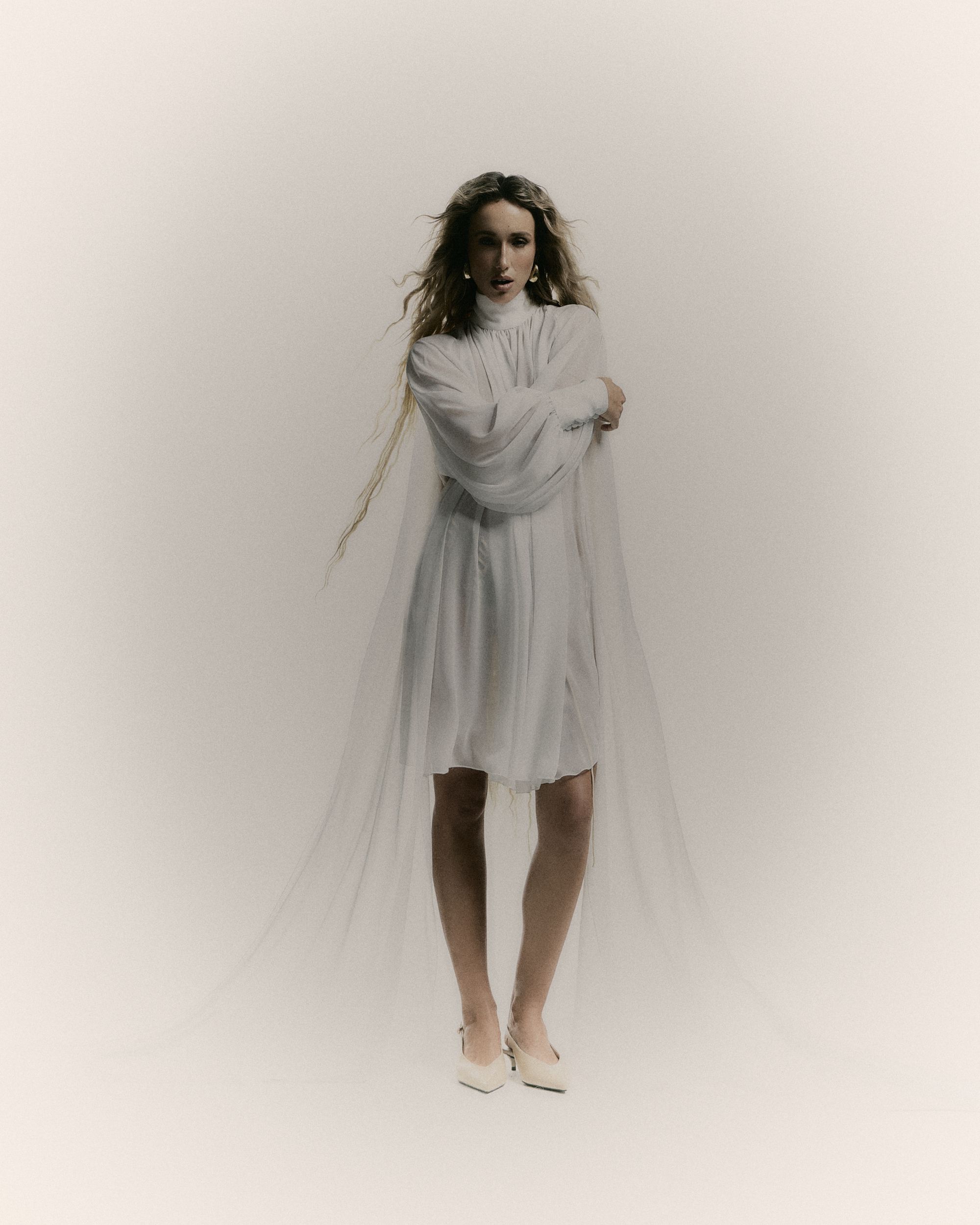 Her and The Hair — Look 2