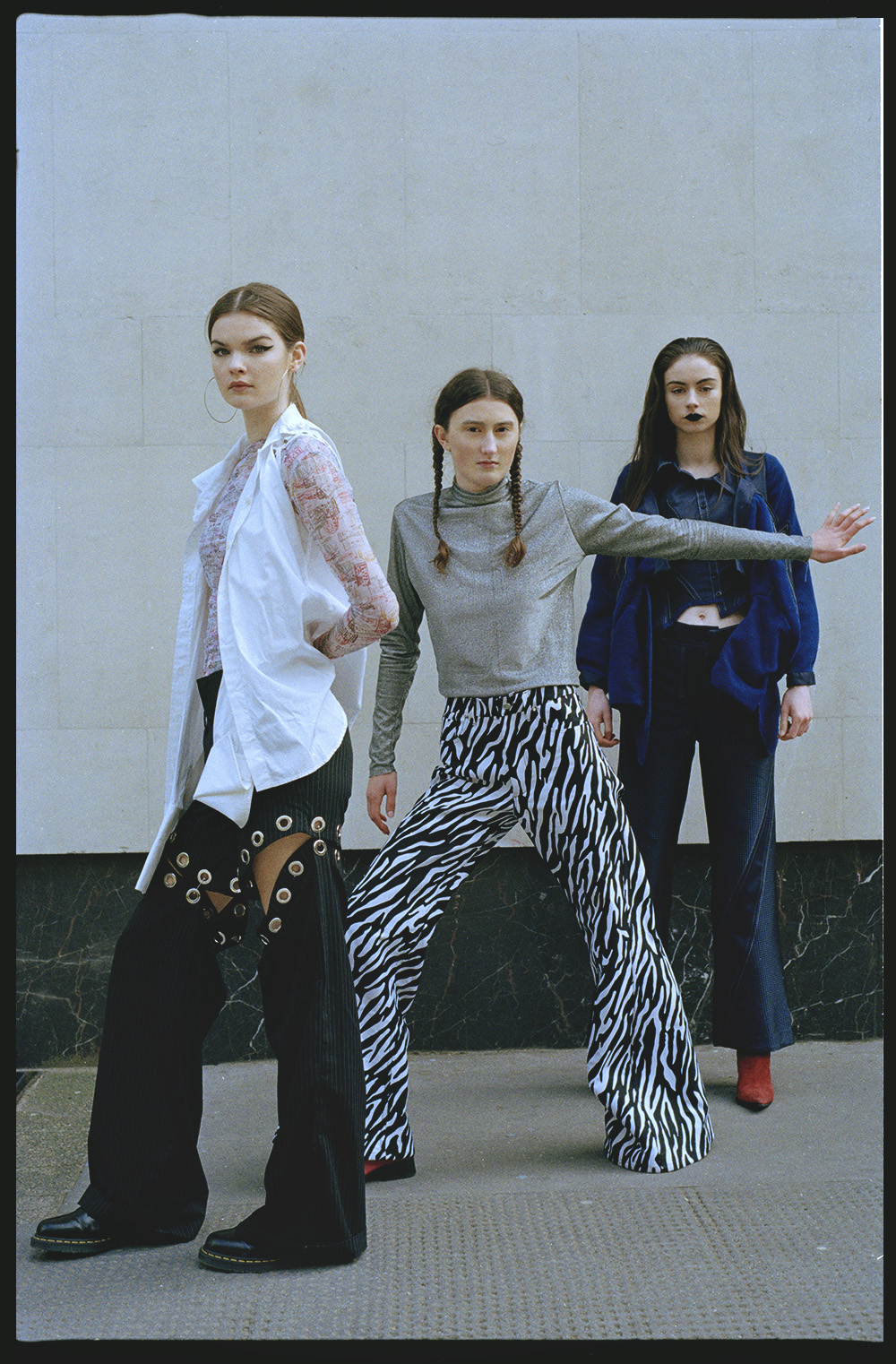 A VERY, ADDAMS FAMILY — Look 9