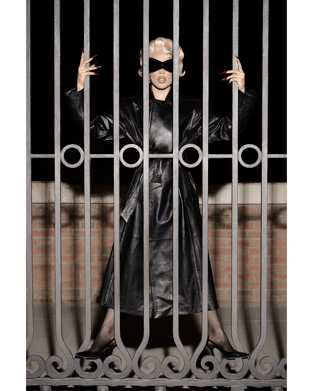 Flashing Madness — Look 8