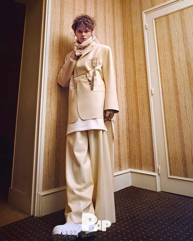 SURGENTOMOLOGY — Look 7