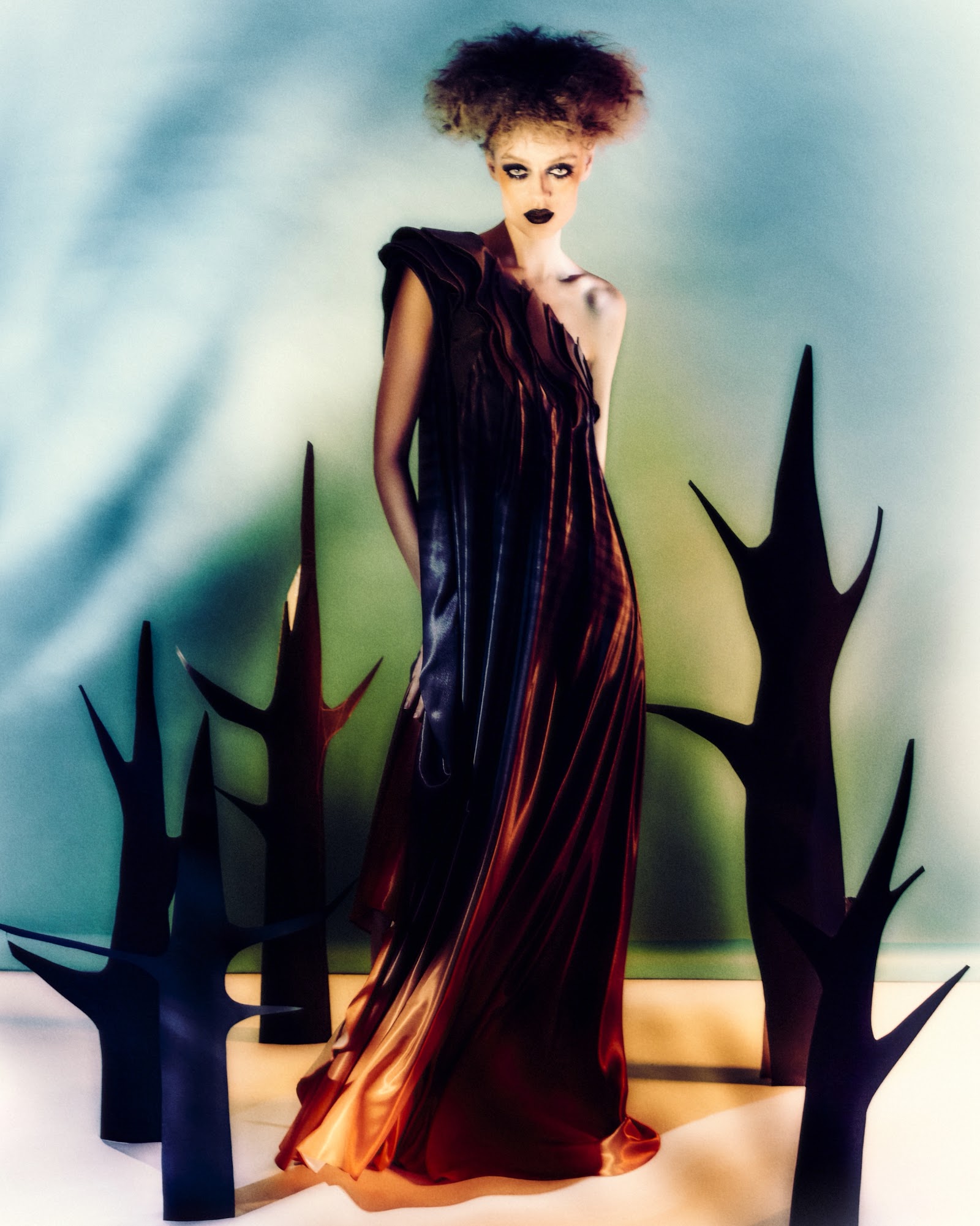 ACT OF PERFORMANCE — Look 2