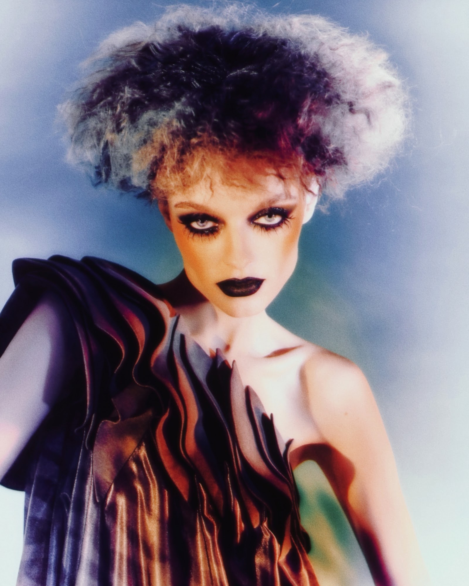 ACT OF PERFORMANCE — Look 12