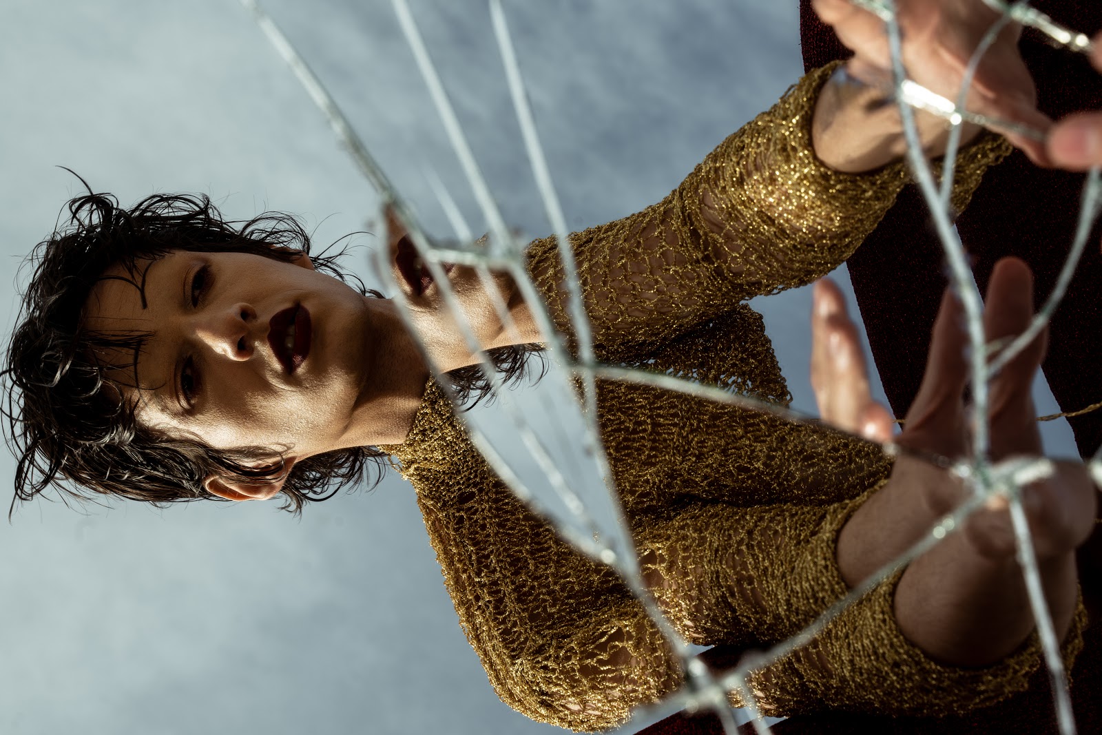 THE HOLY MOUNTAIN — Look 10