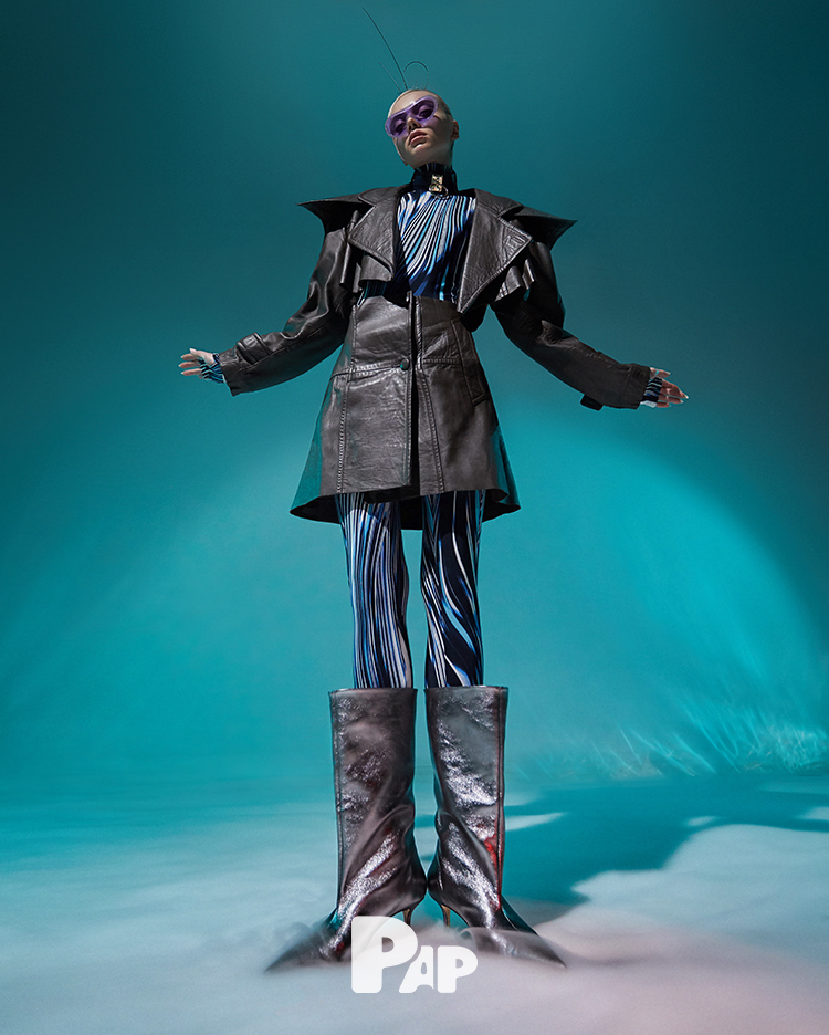 MISTRESS — Look 15
