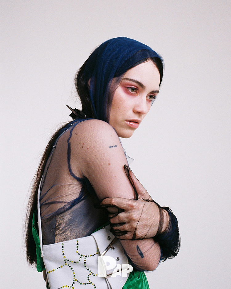 2ND SKIN — Look 10