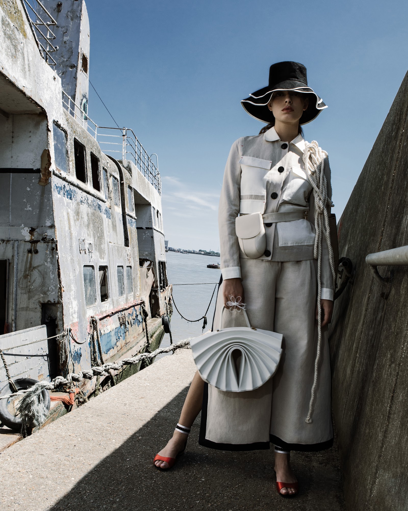 LAST SUMMER — Look 3