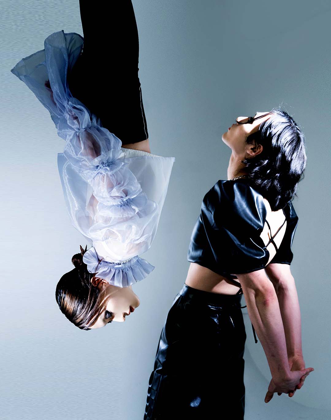 EMERGENCY LANDING — Look 7