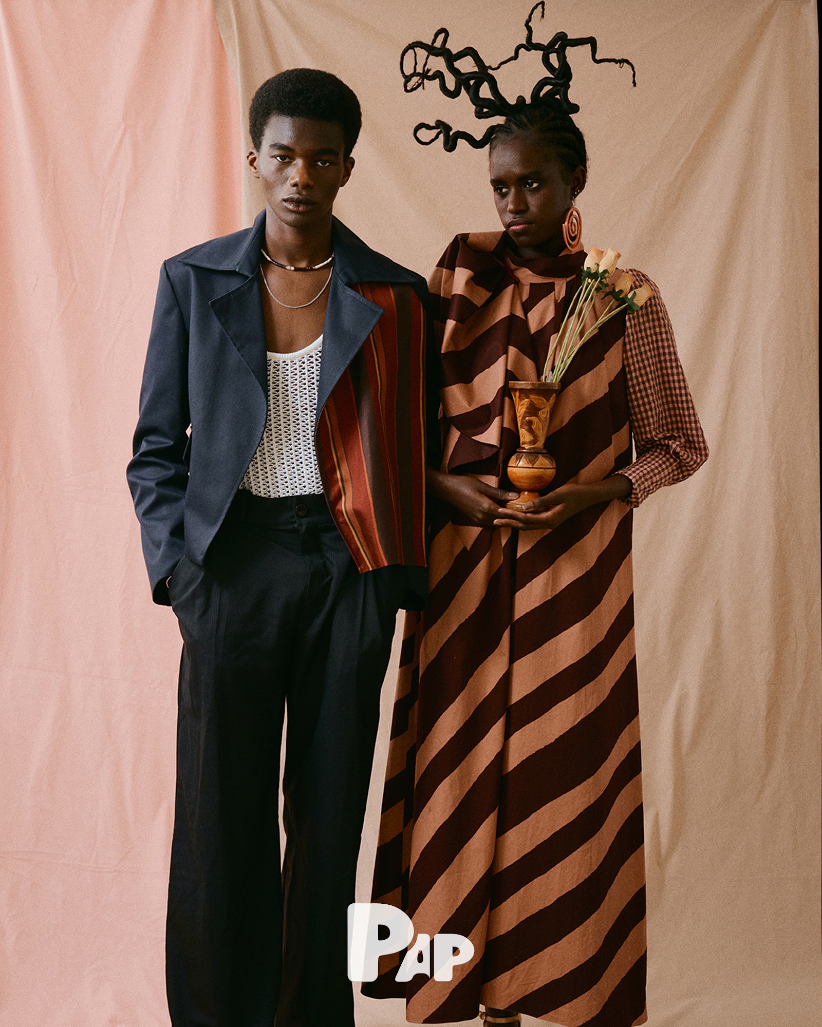FORMAL INTIMACY — Look 3