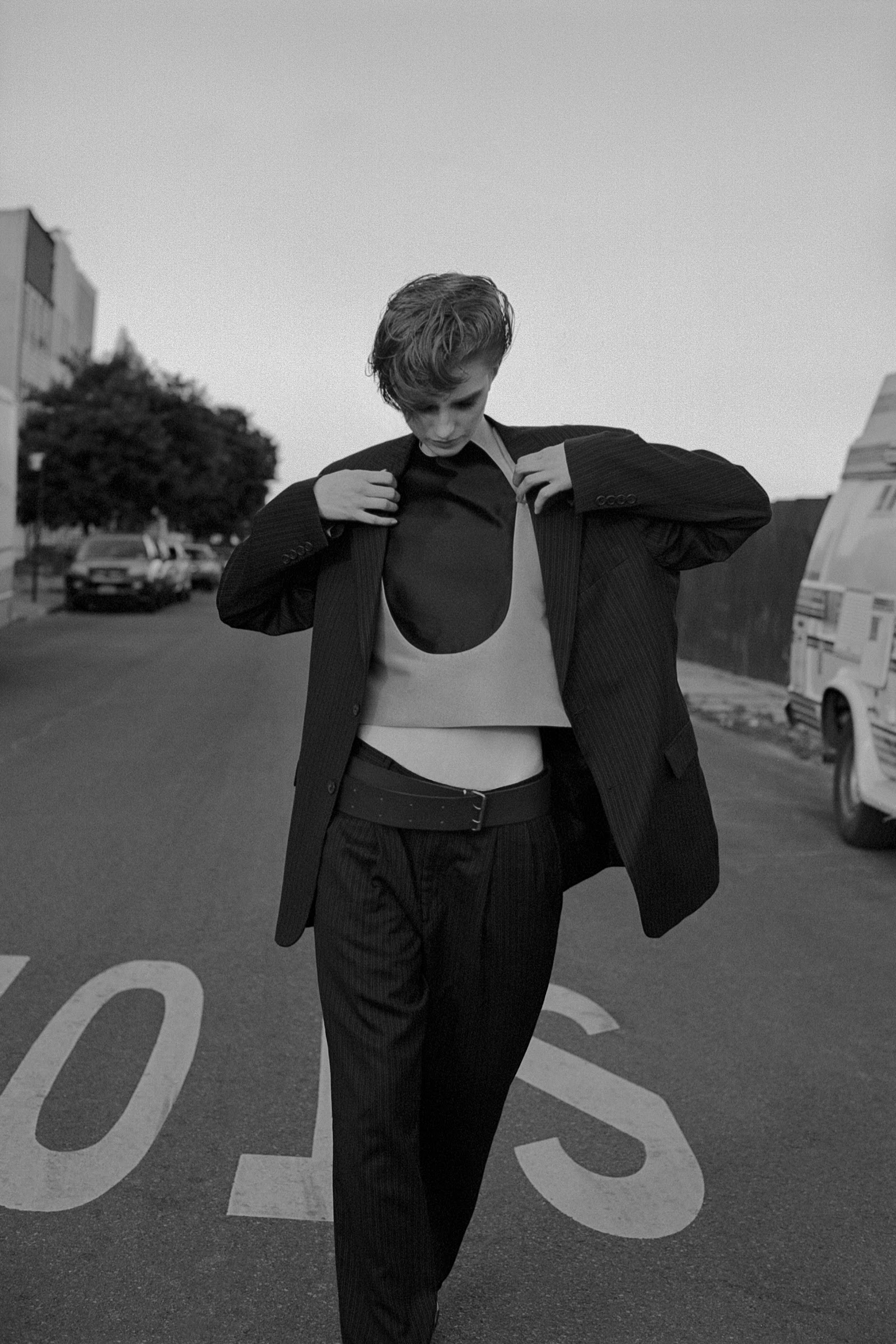 INNER TRAVEL — Look 6