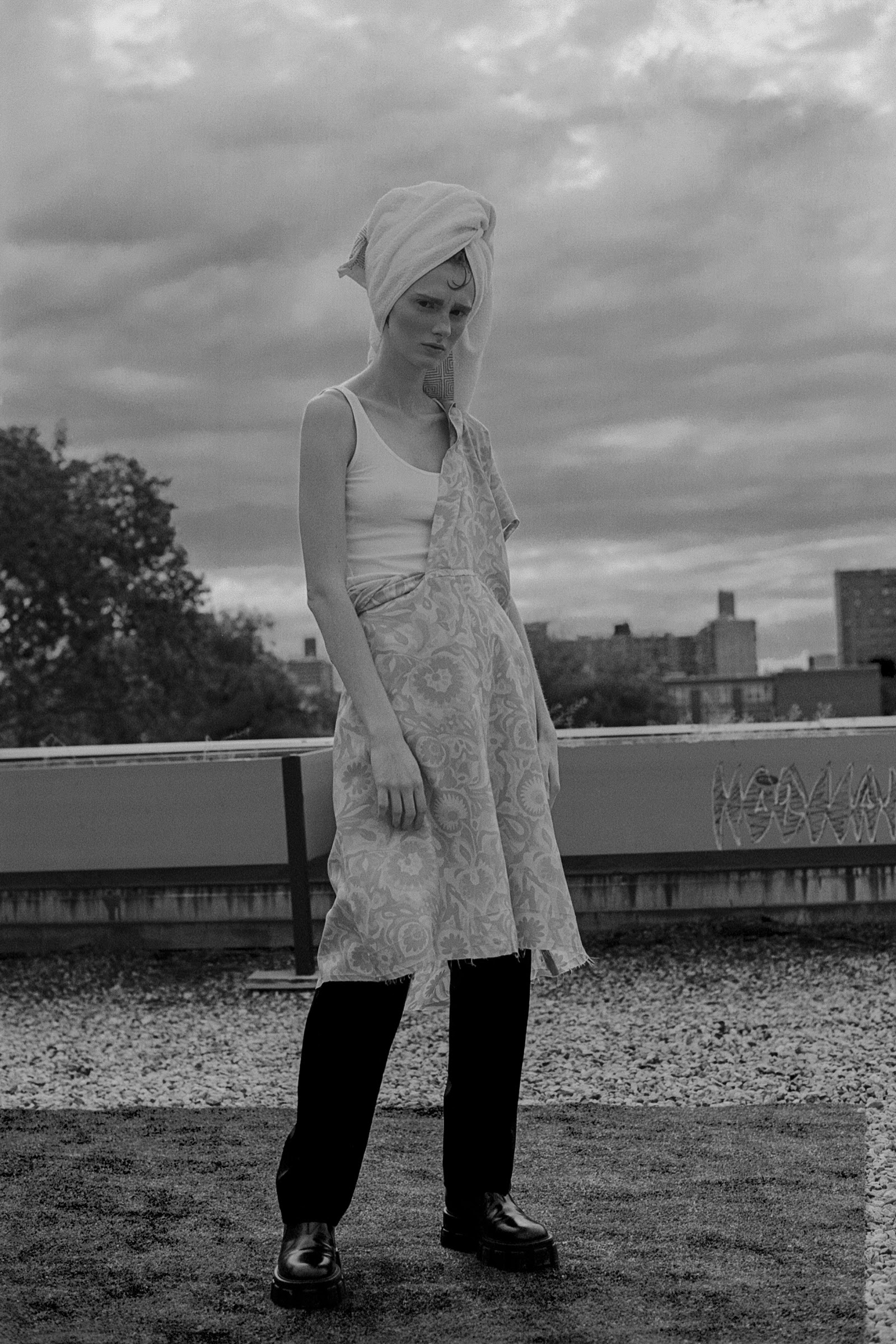 INNER TRAVEL — Look 13
