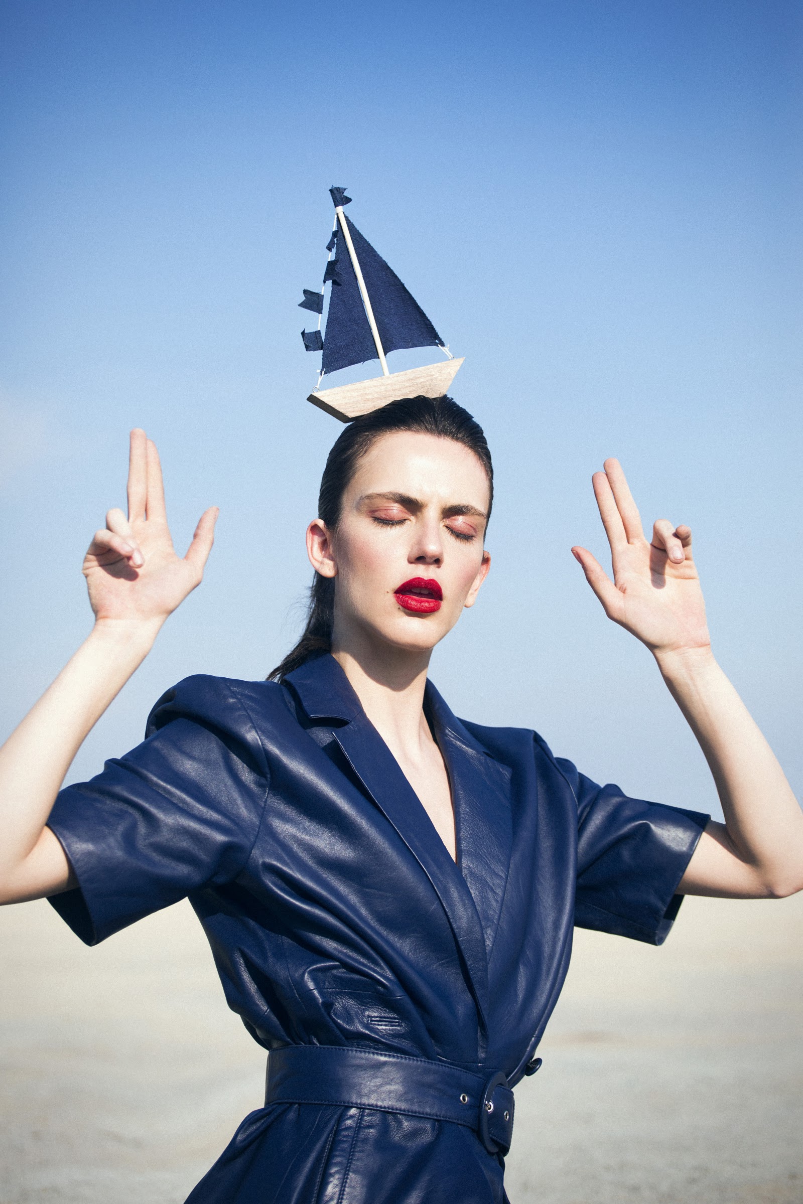 FROM MARS — Look 2