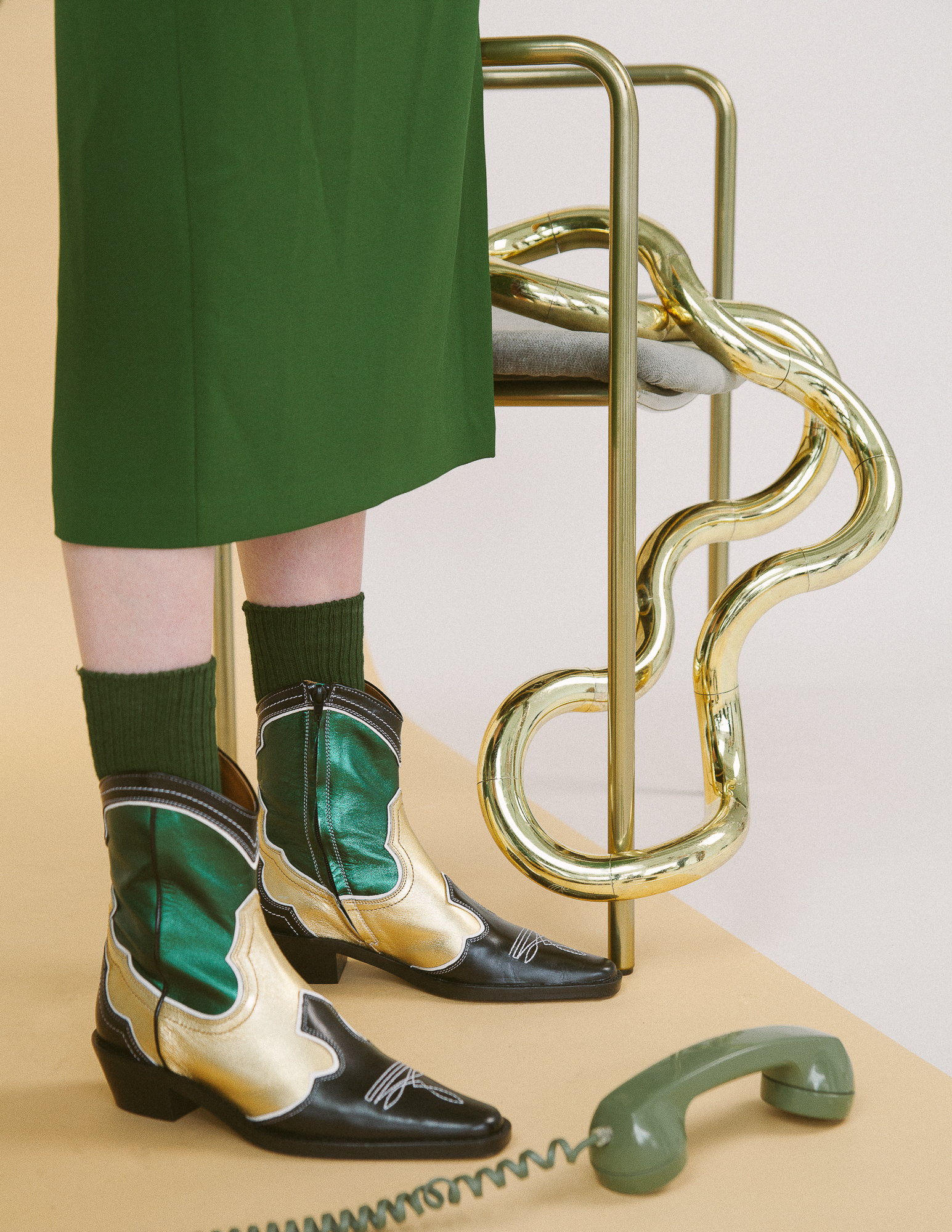 DESTINEY IS CALLING ME — Look 5