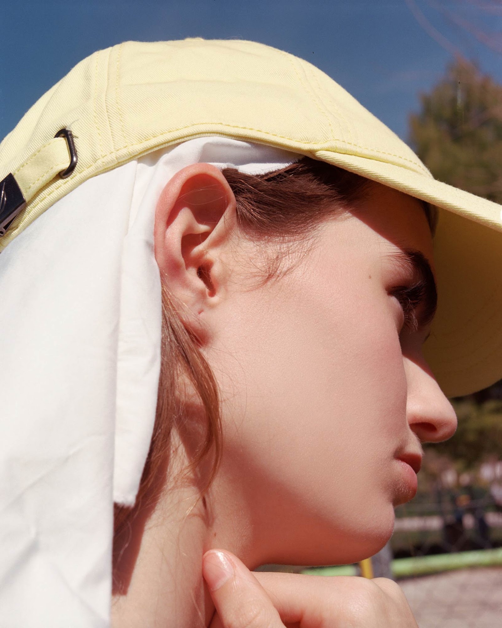 THE TOURIST — Look 2
