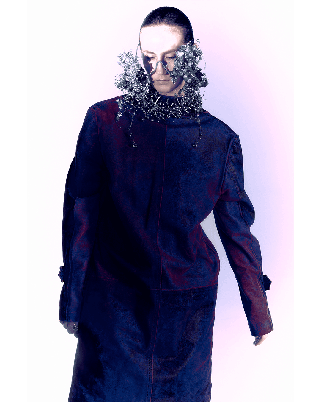 WAR OF VENUS — Look 14