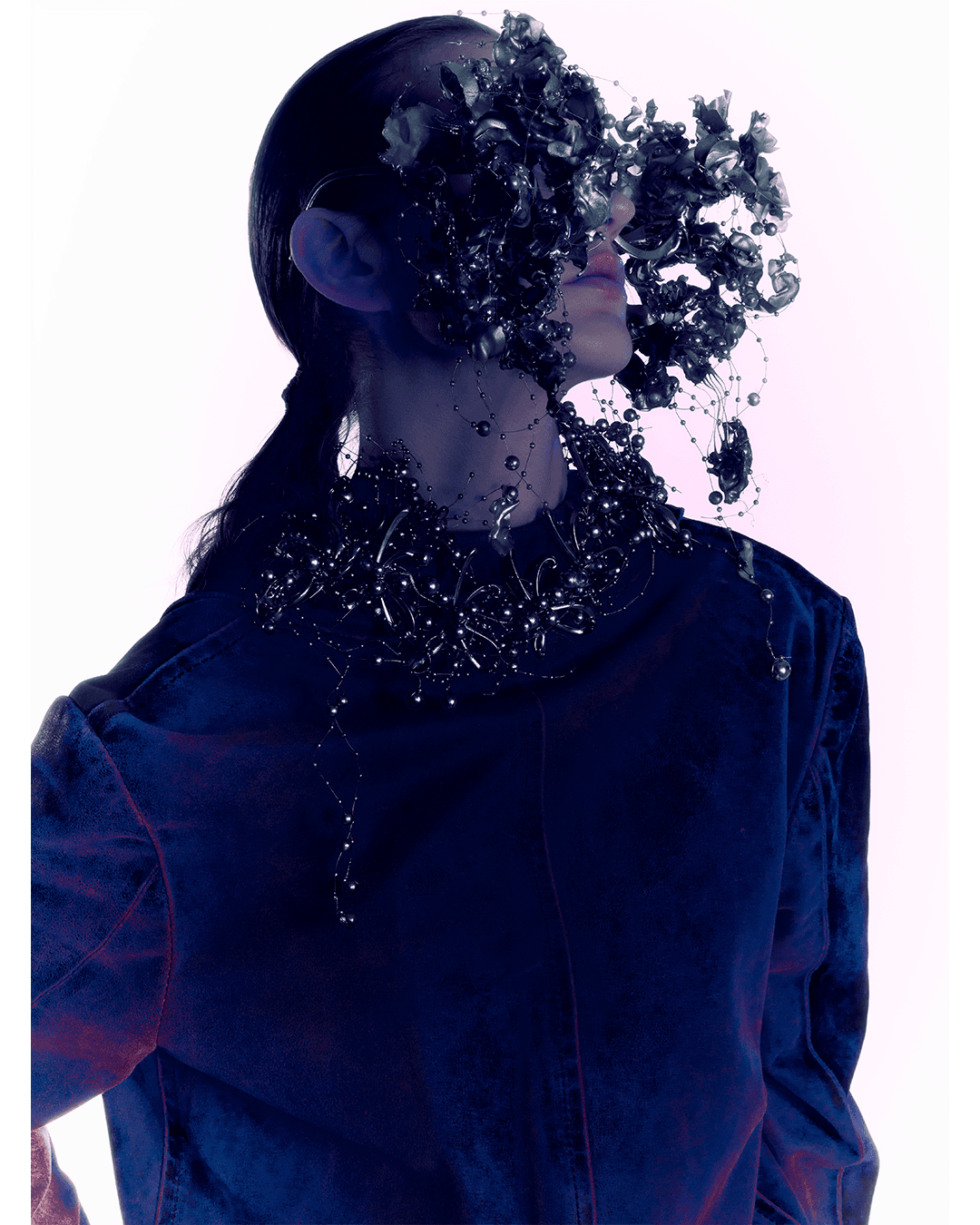 WAR OF VENUS — Look 16