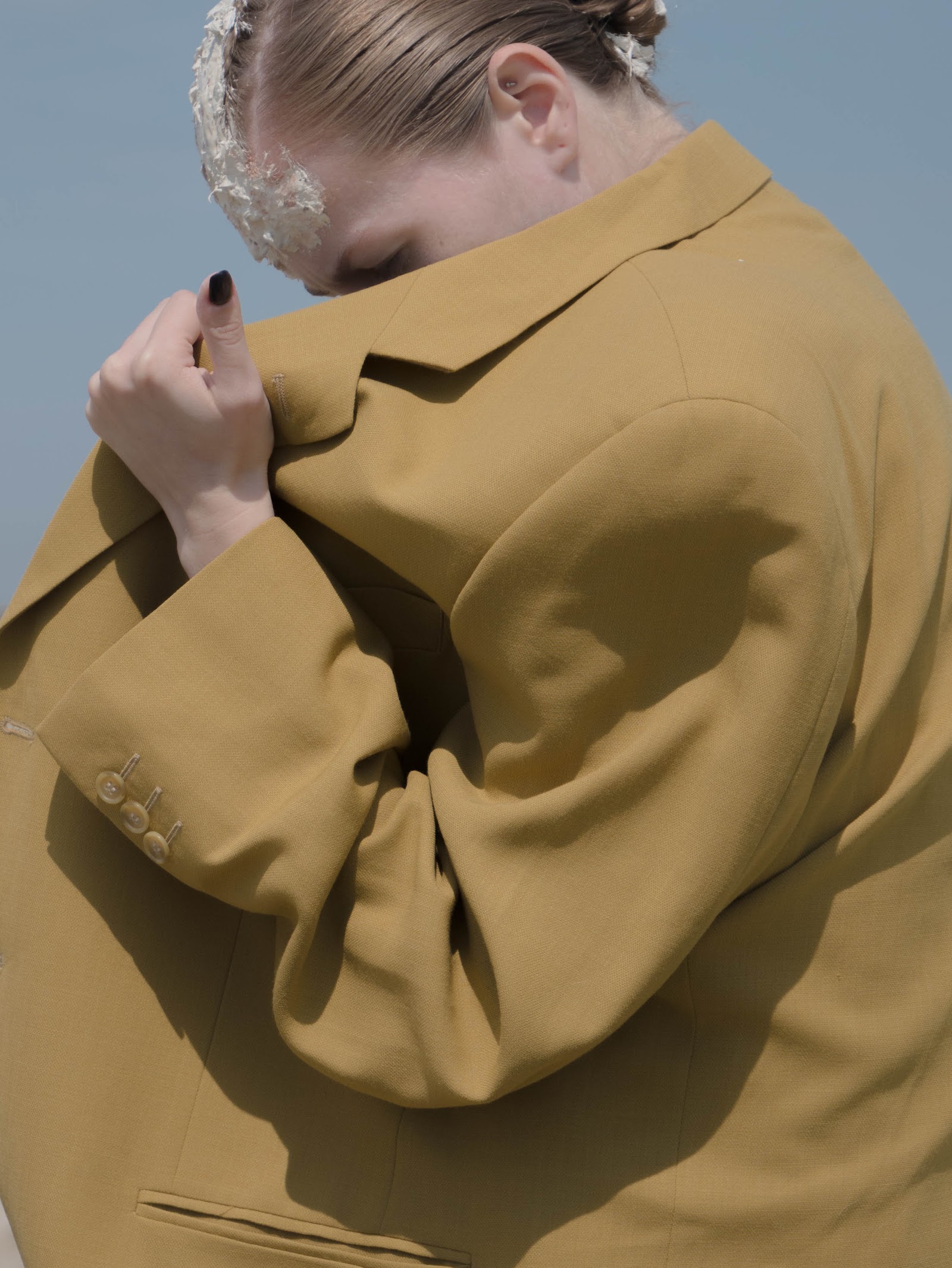 CREATURES — Look 6