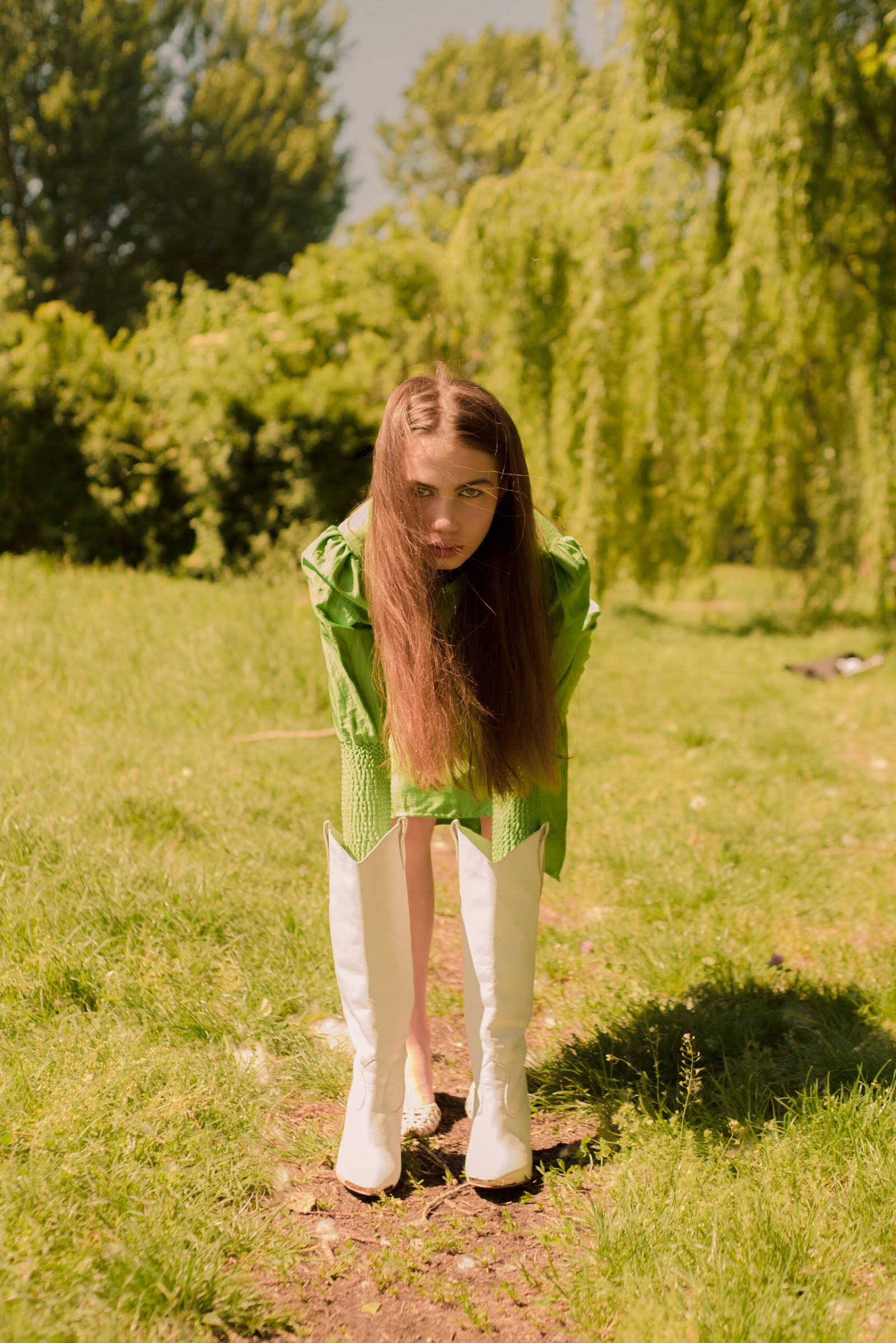 COUNTRY ROAD — Look 12